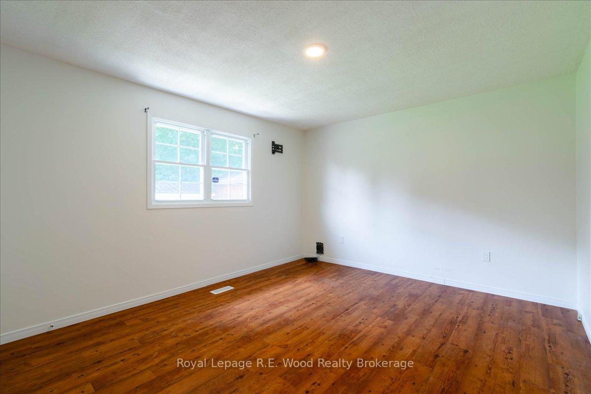 Photo 14 of 419 Main Street W, Norwich, Springford — HOMEH