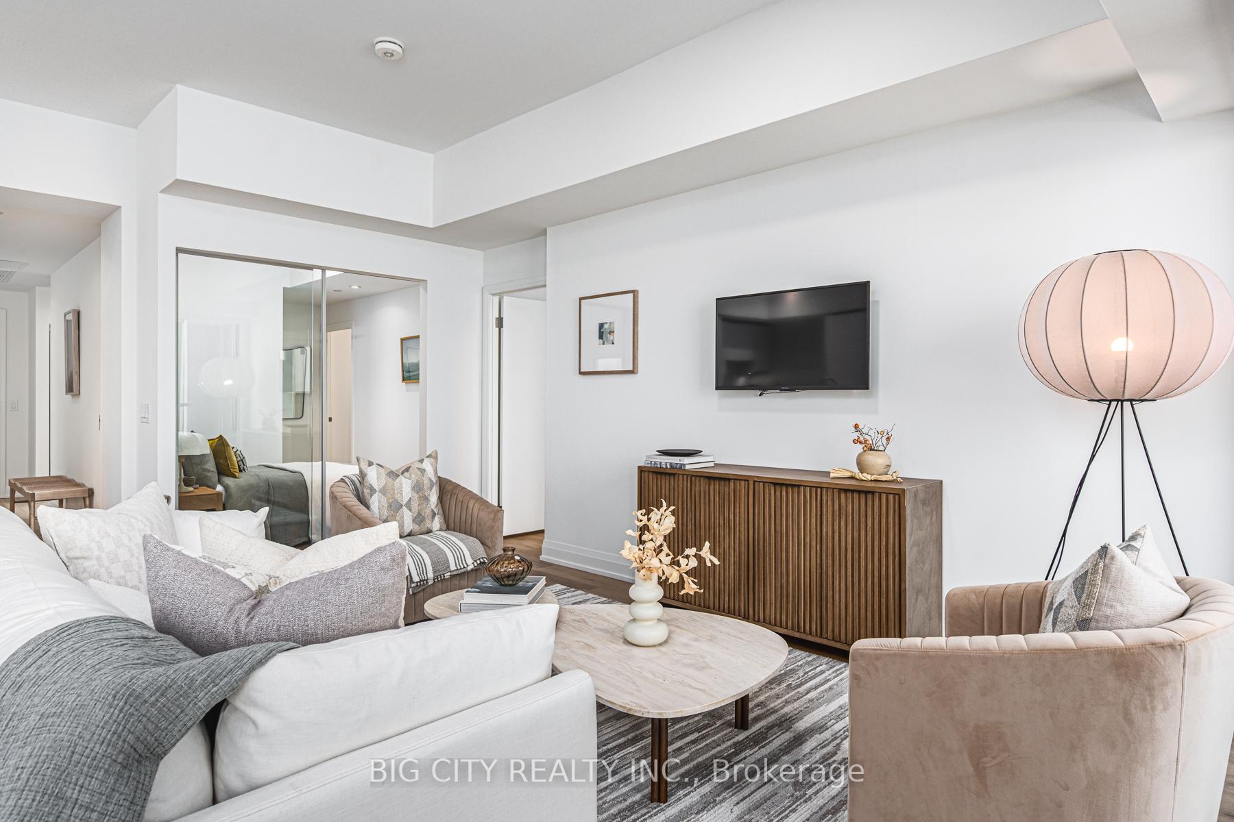Photo 7 of Unit 315, 36 Brentcliffe Road, Toronto, Thorncliffe Park — HOMEH