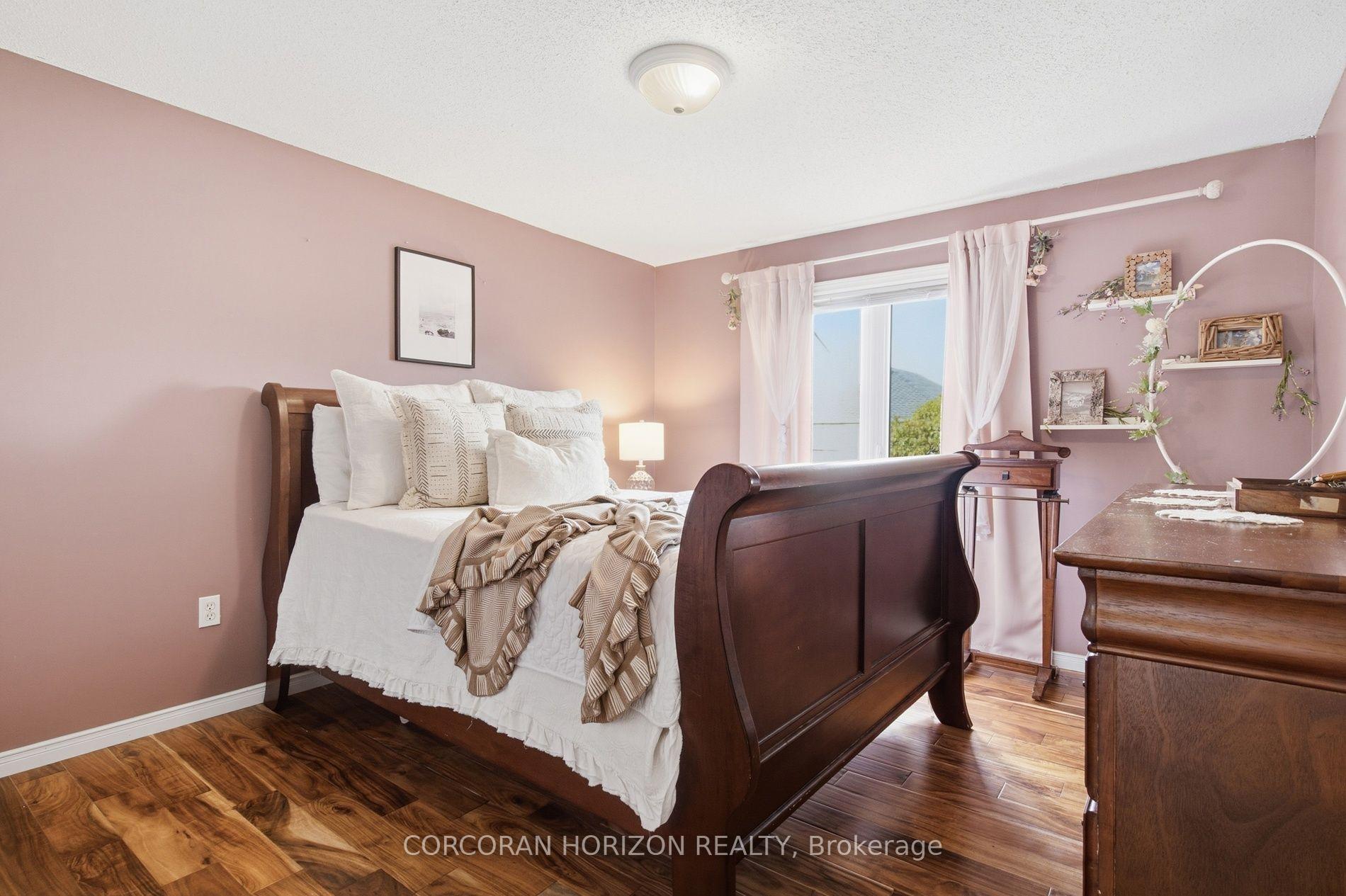 Photo 22 of 356 Newport Drive, Cambridge, Lang's Farm — HOMEH
