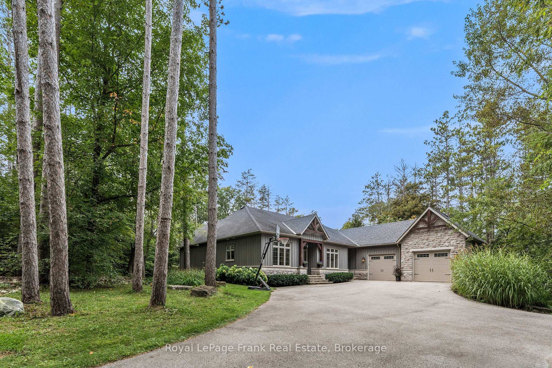 Photo 1 of 860 Brookdale Road, Uxbridge, Rural Uxbridge — HOMEH
