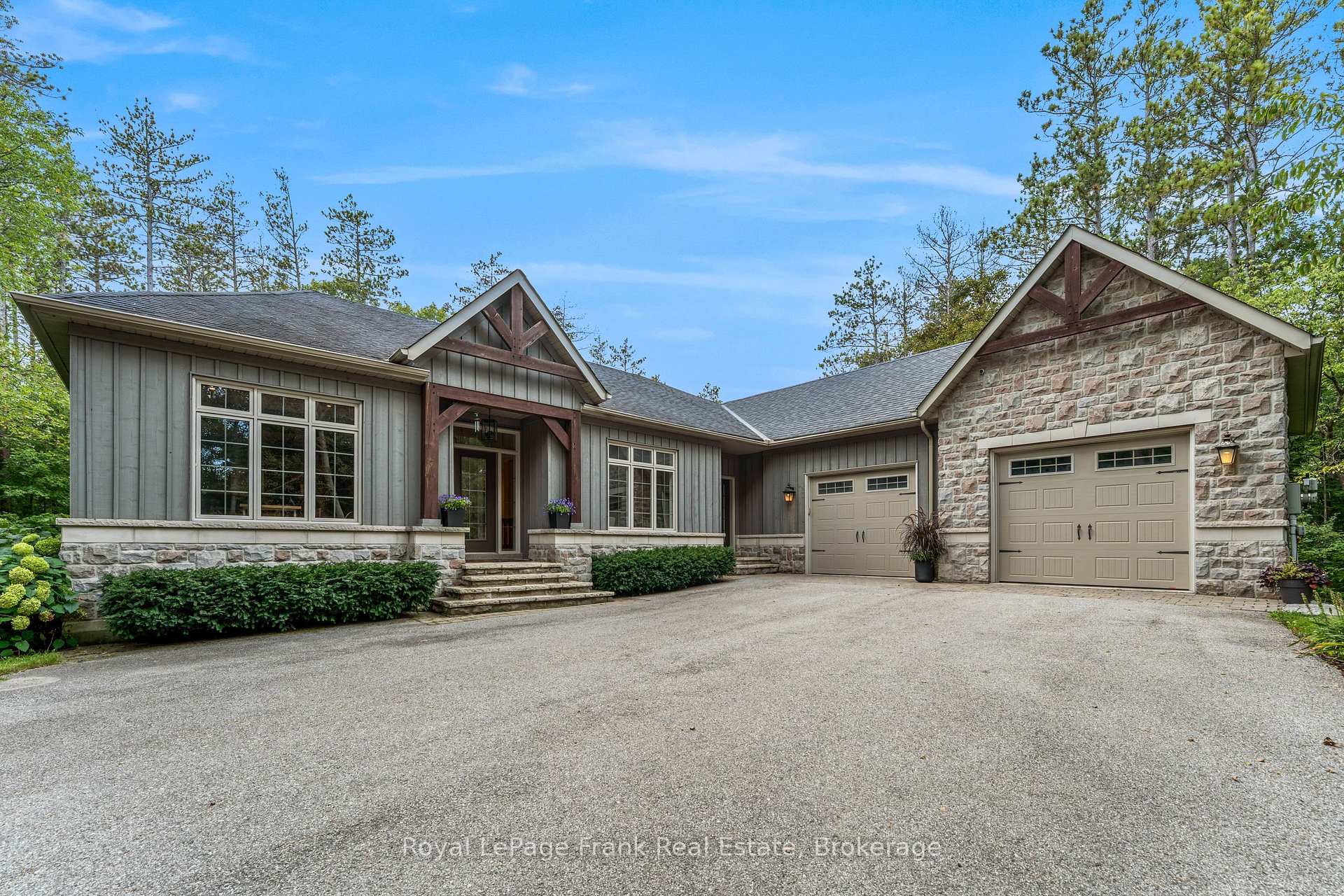 Photo 2 of 860 Brookdale Road, Uxbridge, Rural Uxbridge — HOMEH