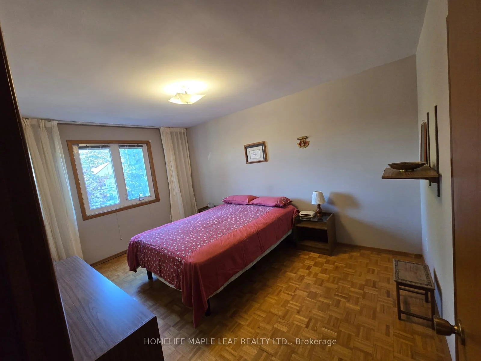 Photo 15 of 410 Lakeview Drive, Waterloo, Lakeshore Village — HOMEH