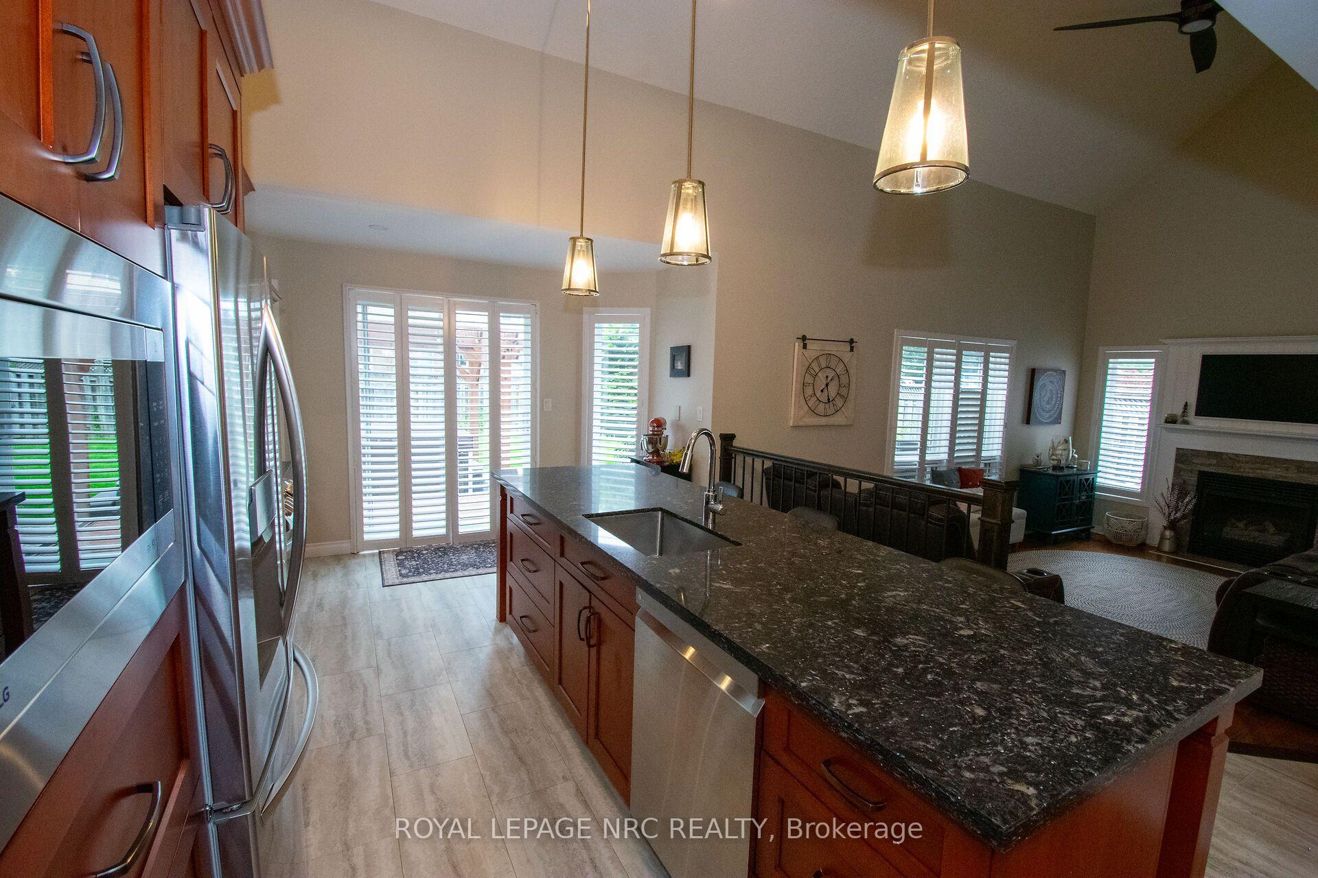Photo 14 of 29 Farris Avenue, St. Catharines, Rykert/Vansickle — HOMEH