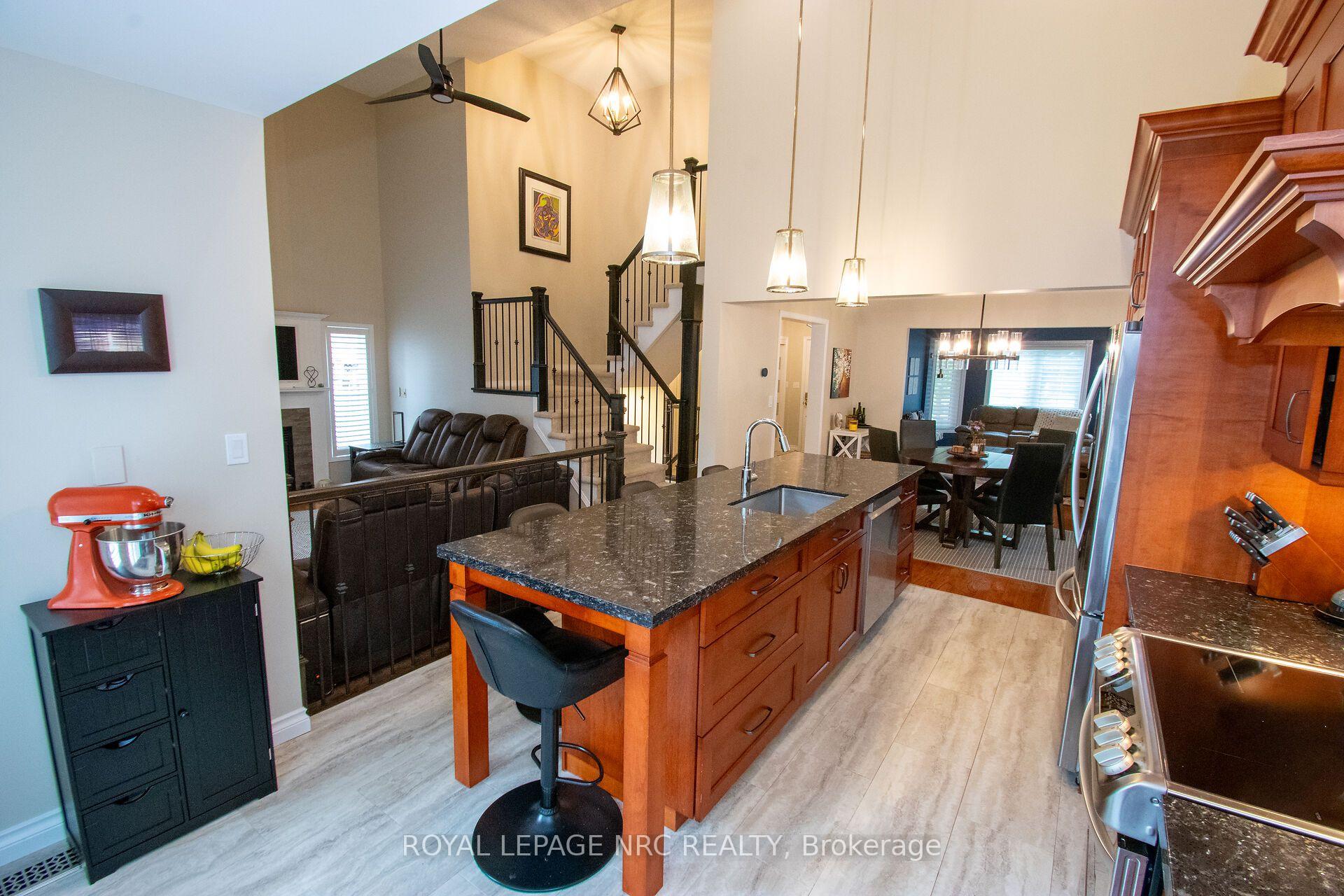 Photo 20 of 29 Farris Avenue, St. Catharines, Rykert/Vansickle — HOMEH