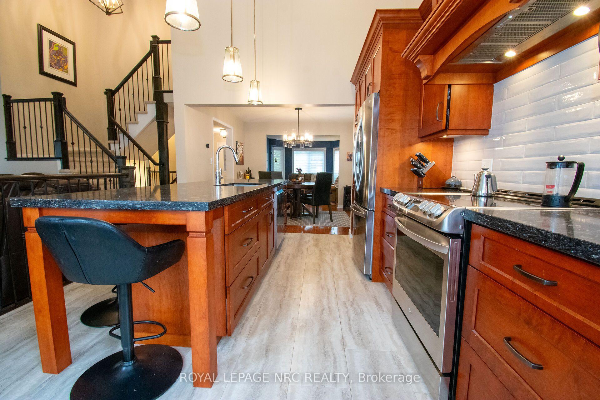 Photo 21 of 29 Farris Avenue, St. Catharines, Rykert/Vansickle — HOMEH