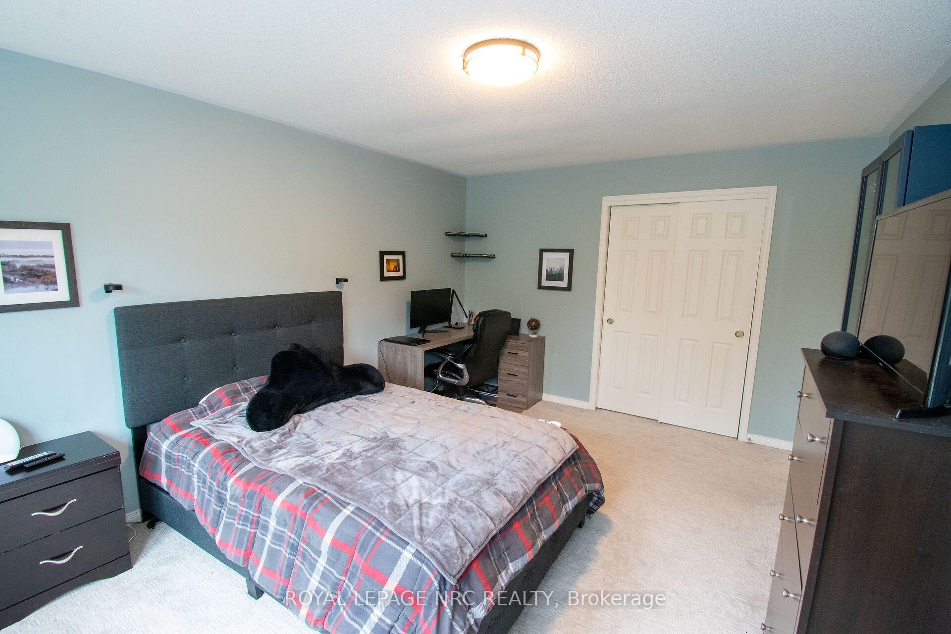 Photo 38 of 29 Farris Avenue, St. Catharines, Rykert/Vansickle — HOMEH