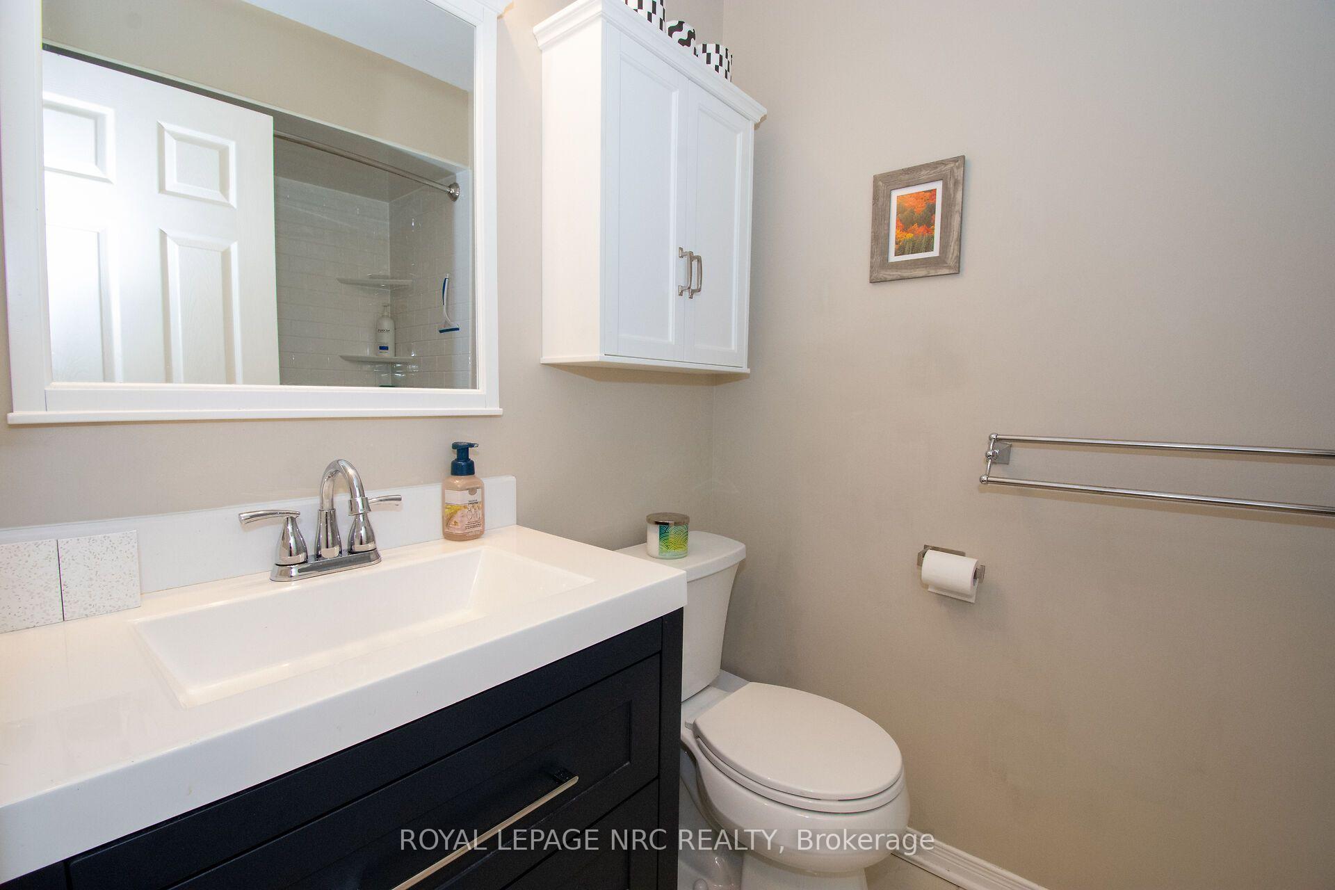 Photo 39 of 29 Farris Avenue, St. Catharines, Rykert/Vansickle — HOMEH