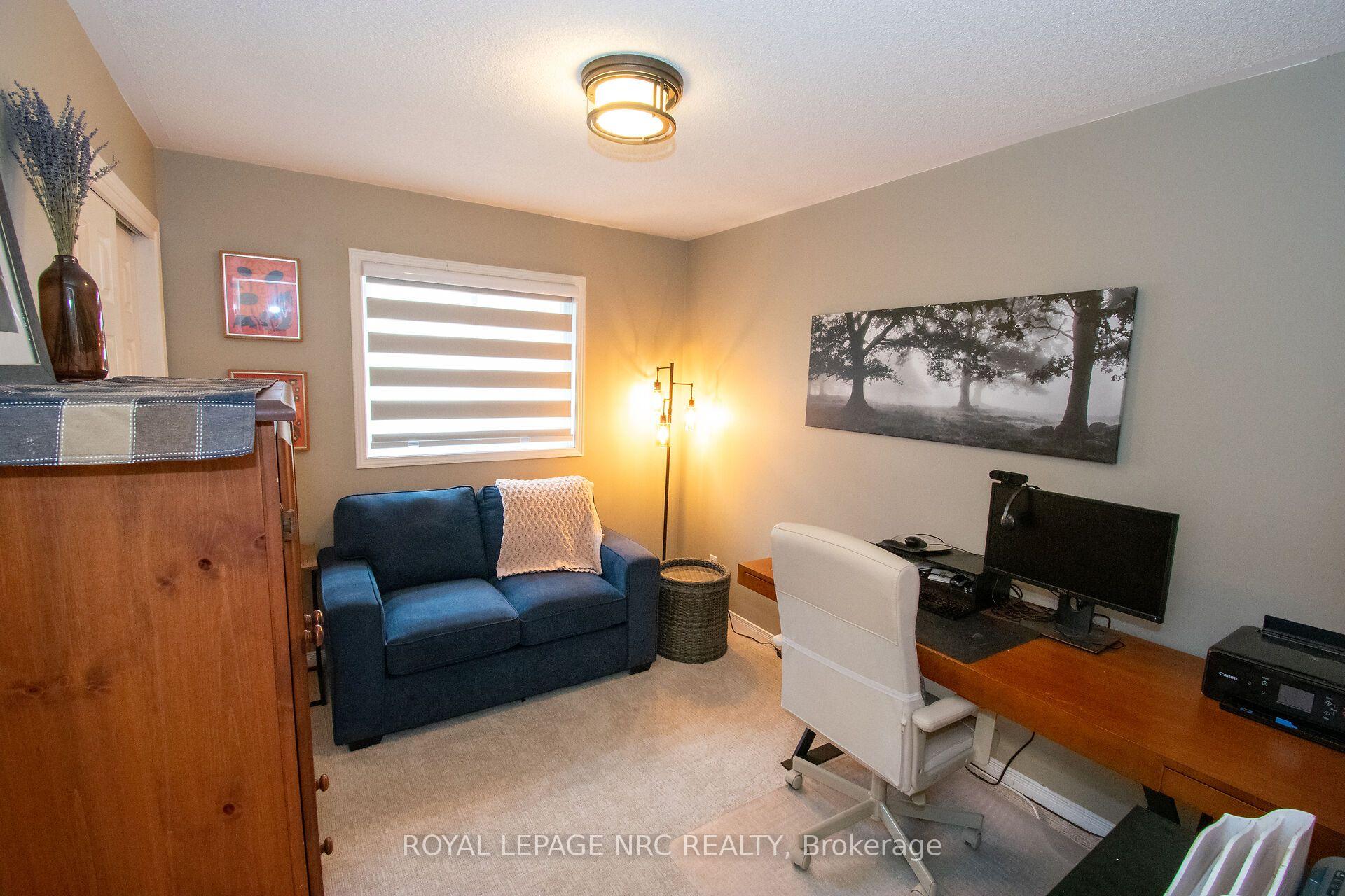 Photo 41 of 29 Farris Avenue, St. Catharines, Rykert/Vansickle — HOMEH