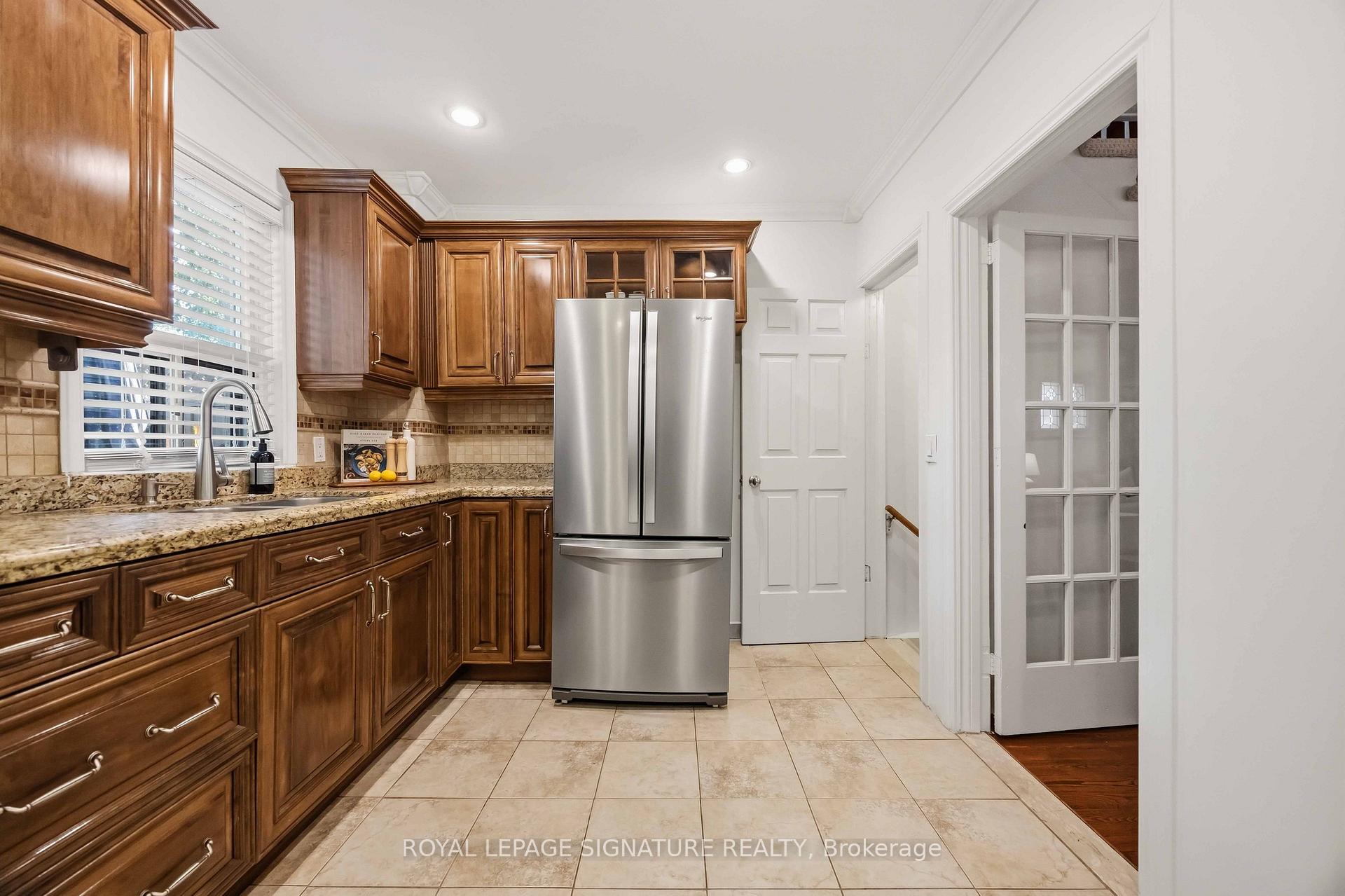 Photo 15 of 163 Bingham Avenue, Toronto, The Beaches — HOMEH