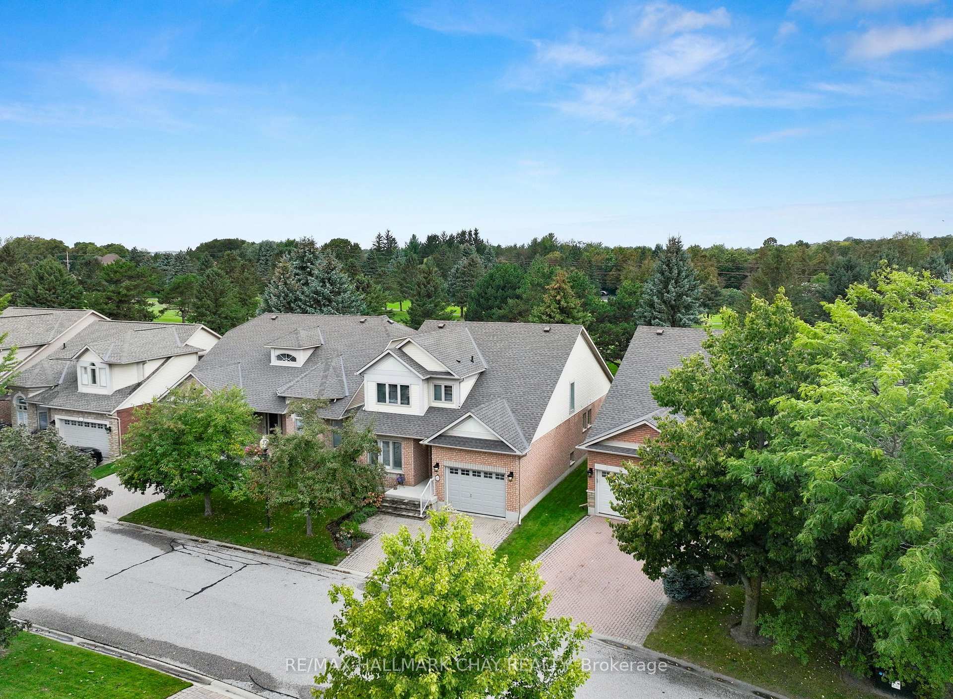 Photo 3 of Unit 2, 22 Briar Gate Way, New Tecumseth, Rural New Tecumseth — HOMEH