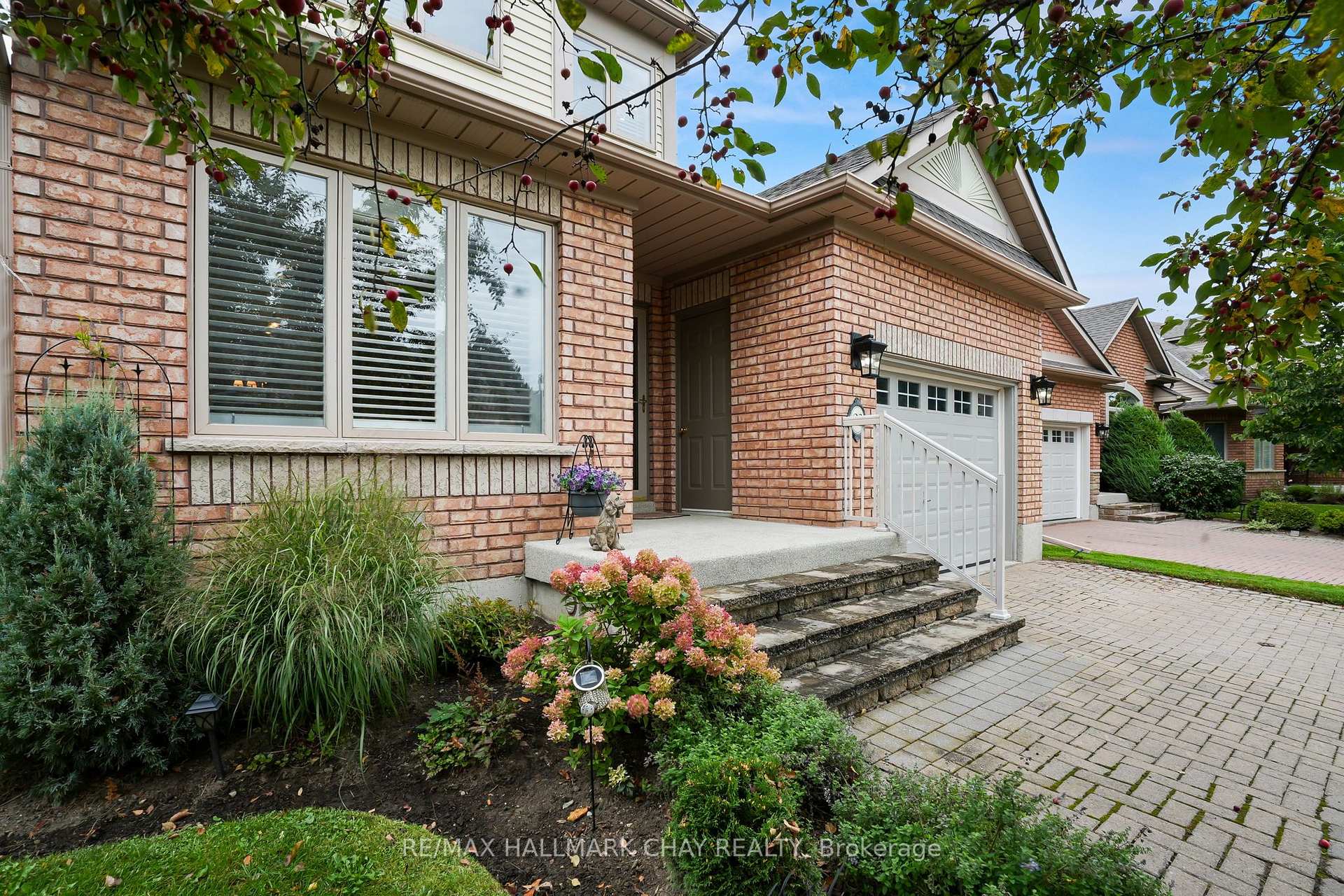 Photo 6 of Unit 2, 22 Briar Gate Way, New Tecumseth, Rural New Tecumseth — HOMEH