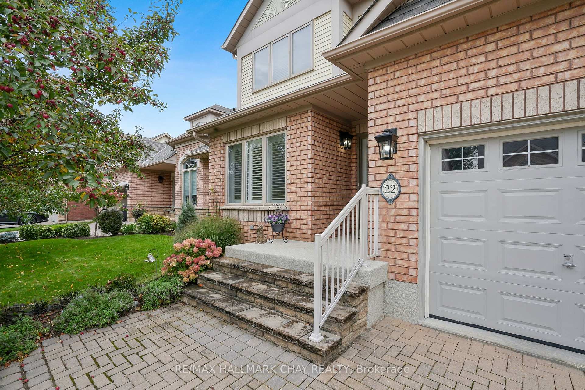 Photo 7 of Unit 2, 22 Briar Gate Way, New Tecumseth, Rural New Tecumseth — HOMEH