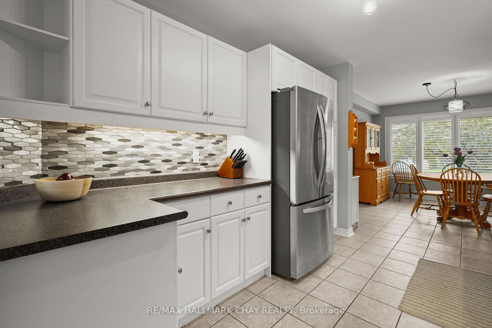 Photo 16 of Unit 2, 22 Briar Gate Way, New Tecumseth, Rural New Tecumseth — HOMEH