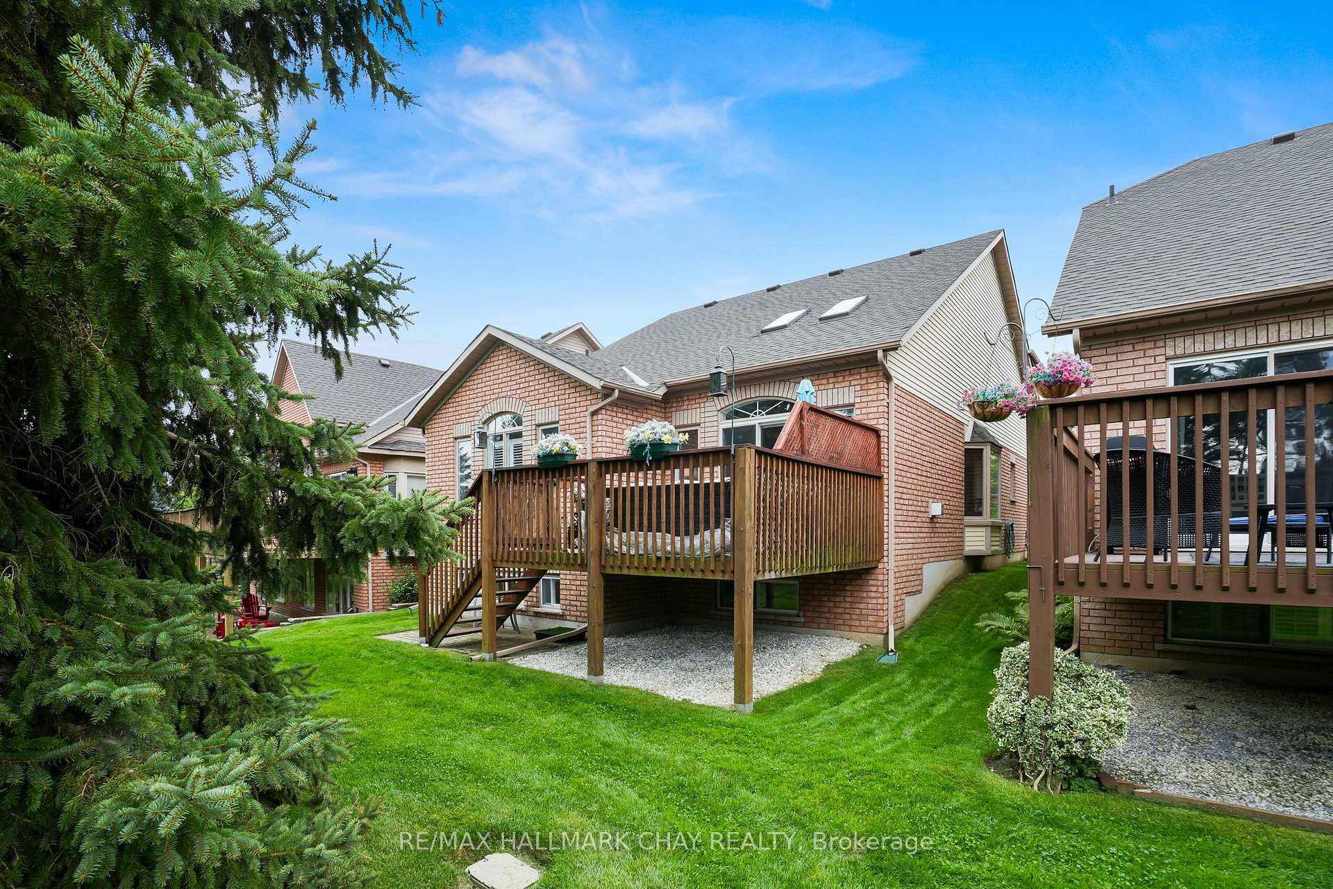 Photo 41 of Unit 2, 22 Briar Gate Way, New Tecumseth, Rural New Tecumseth — HOMEH