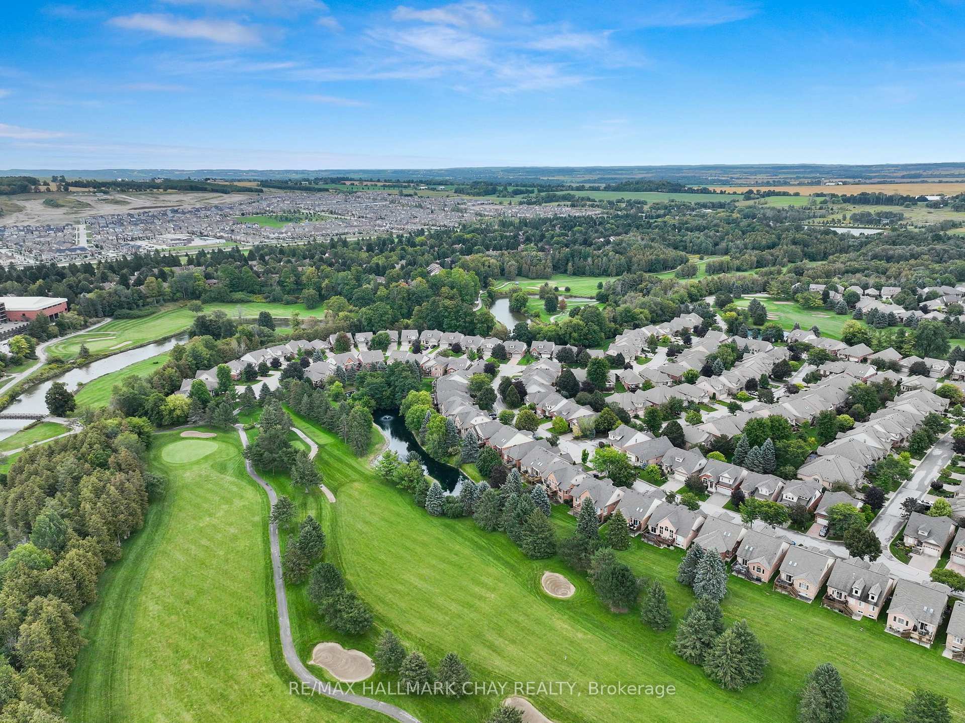 Photo 46 of Unit 2, 22 Briar Gate Way, New Tecumseth, Rural New Tecumseth — HOMEH