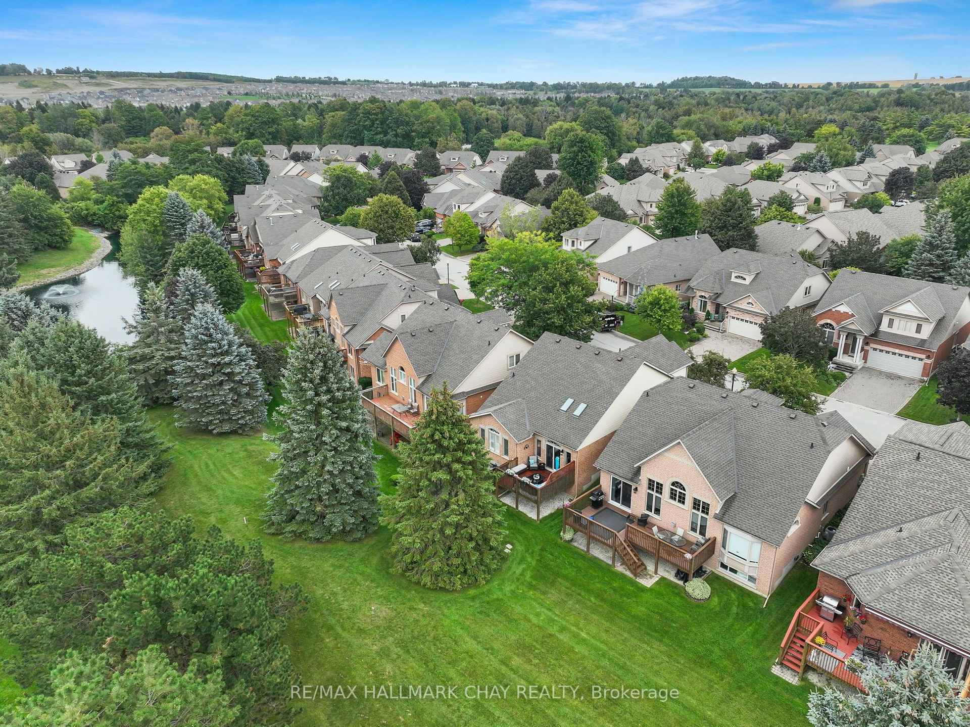 Photo 49 of Unit 2, 22 Briar Gate Way, New Tecumseth, Rural New Tecumseth — HOMEH
