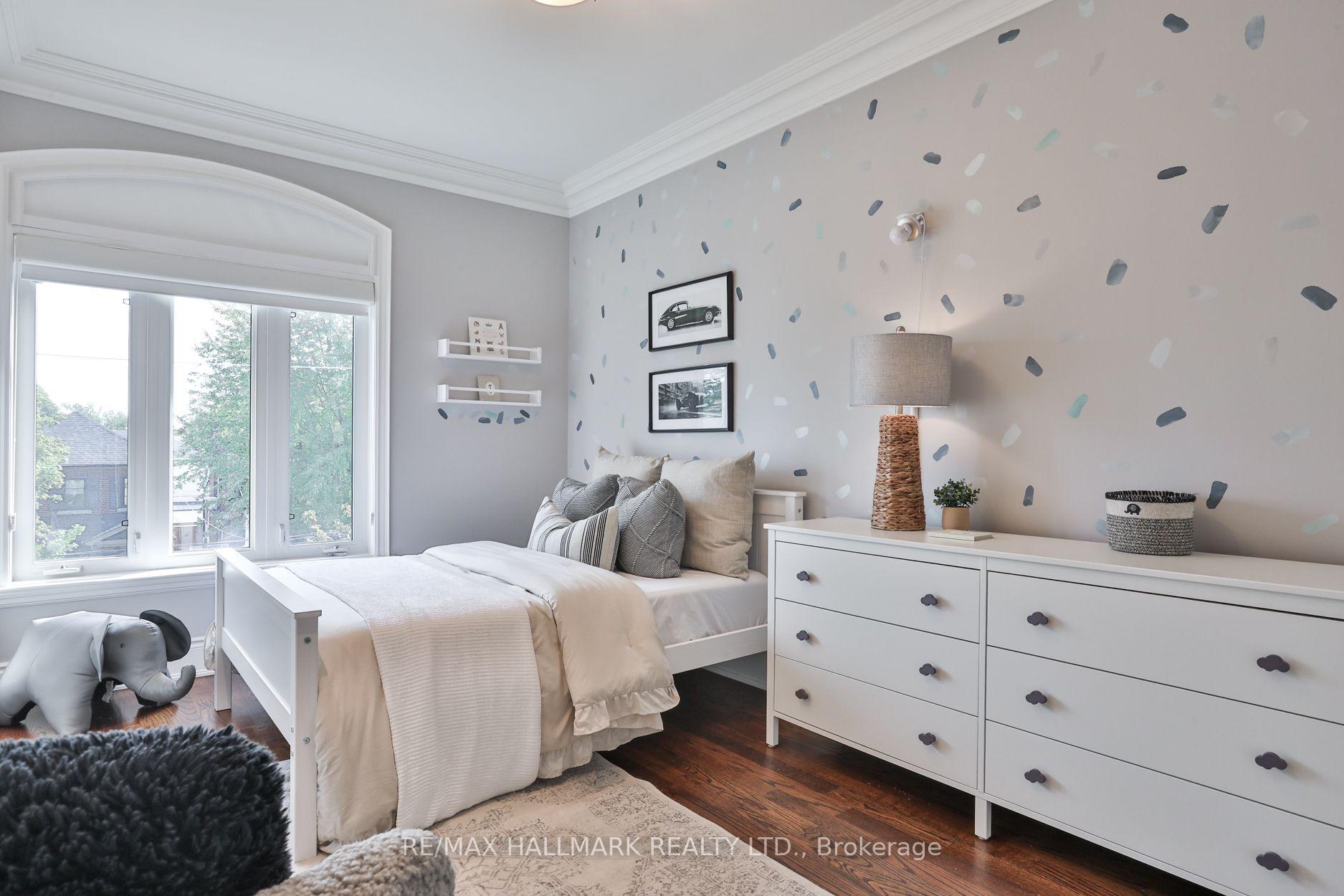Photo 30 of 340 St Germain Avenue, Toronto, Lawrence Park North — HOMEH