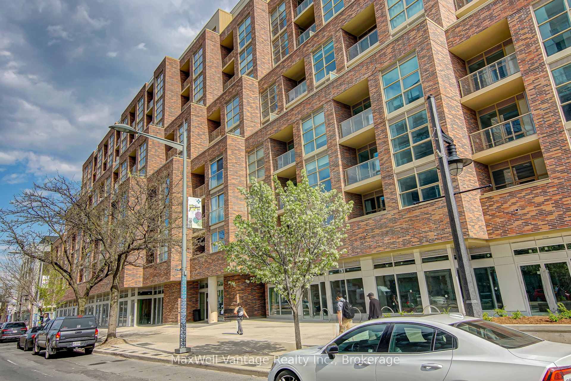 Photo of Unit 306, 1787 St Clair Avenue W