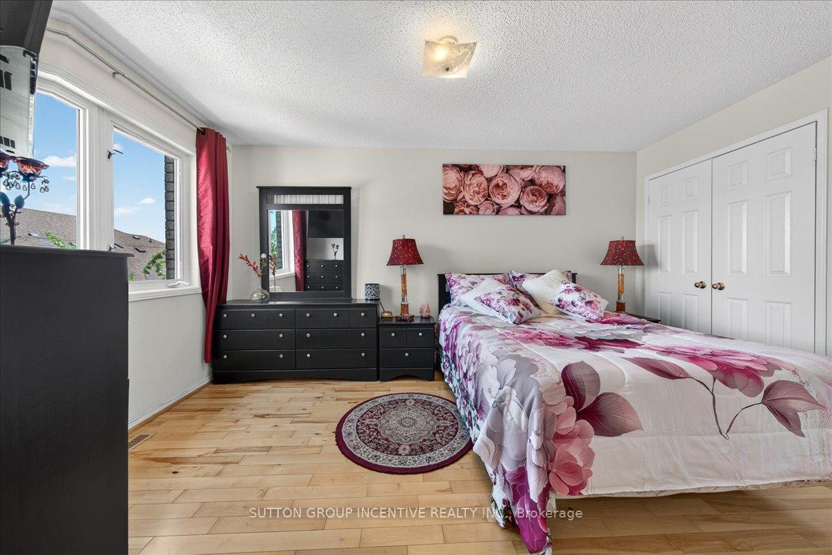 Photo 24 of 97 Yellowood Circle, Vaughan, Patterson — HOMEH