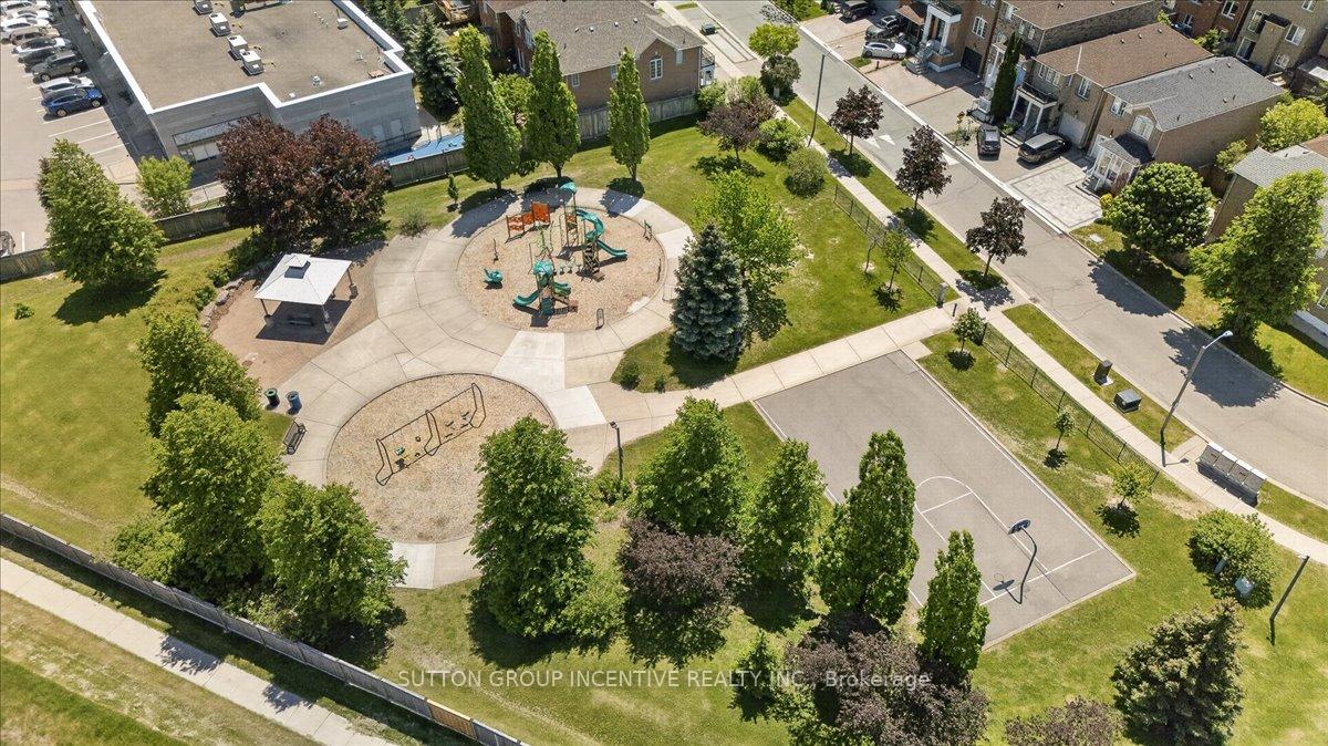 Photo 39 of 97 Yellowood Circle, Vaughan, Patterson — HOMEH
