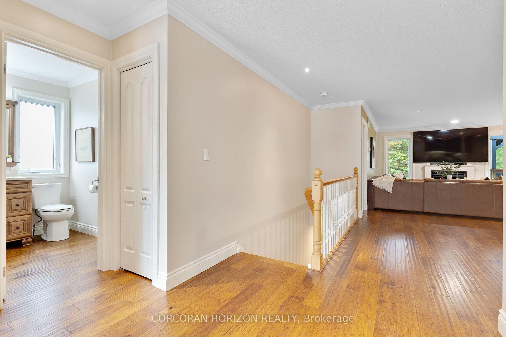 Photo 11 of 96 Endeavour Drive, Cambridge, Hespeler Village — HOMEH