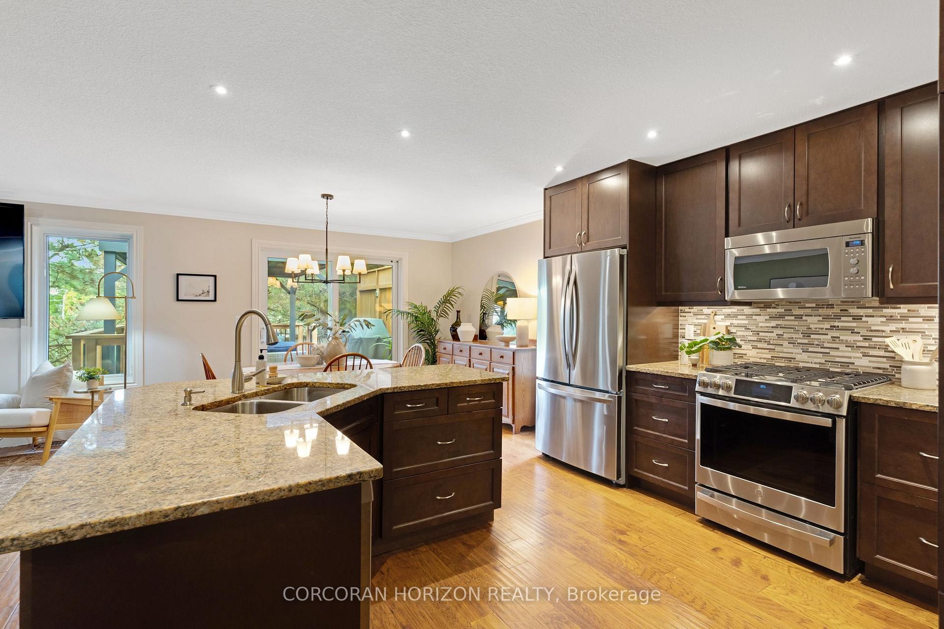Photo 20 of 96 Endeavour Drive, Cambridge, Hespeler Village — HOMEH