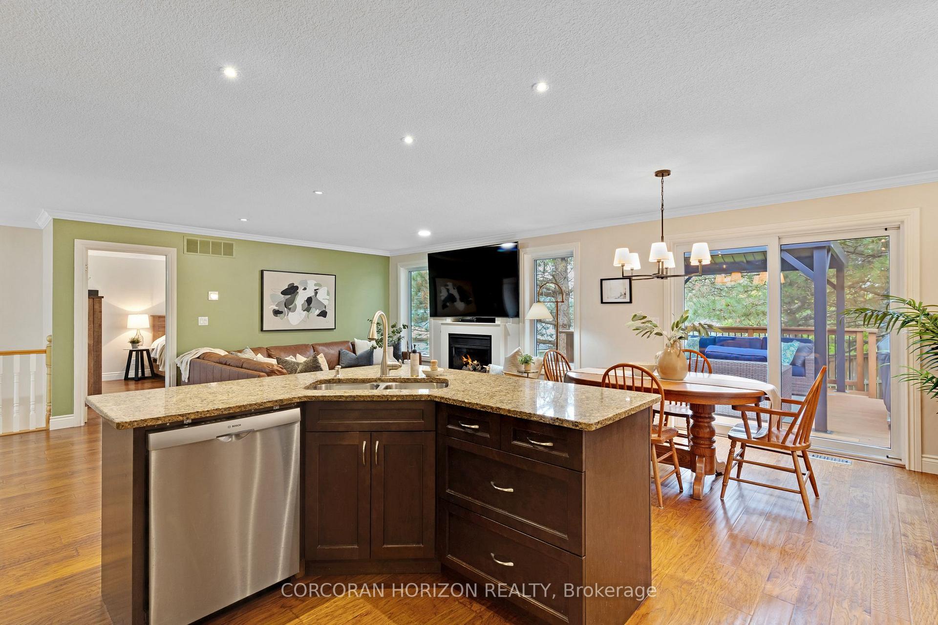 Photo 21 of 96 Endeavour Drive, Cambridge, Hespeler Village — HOMEH
