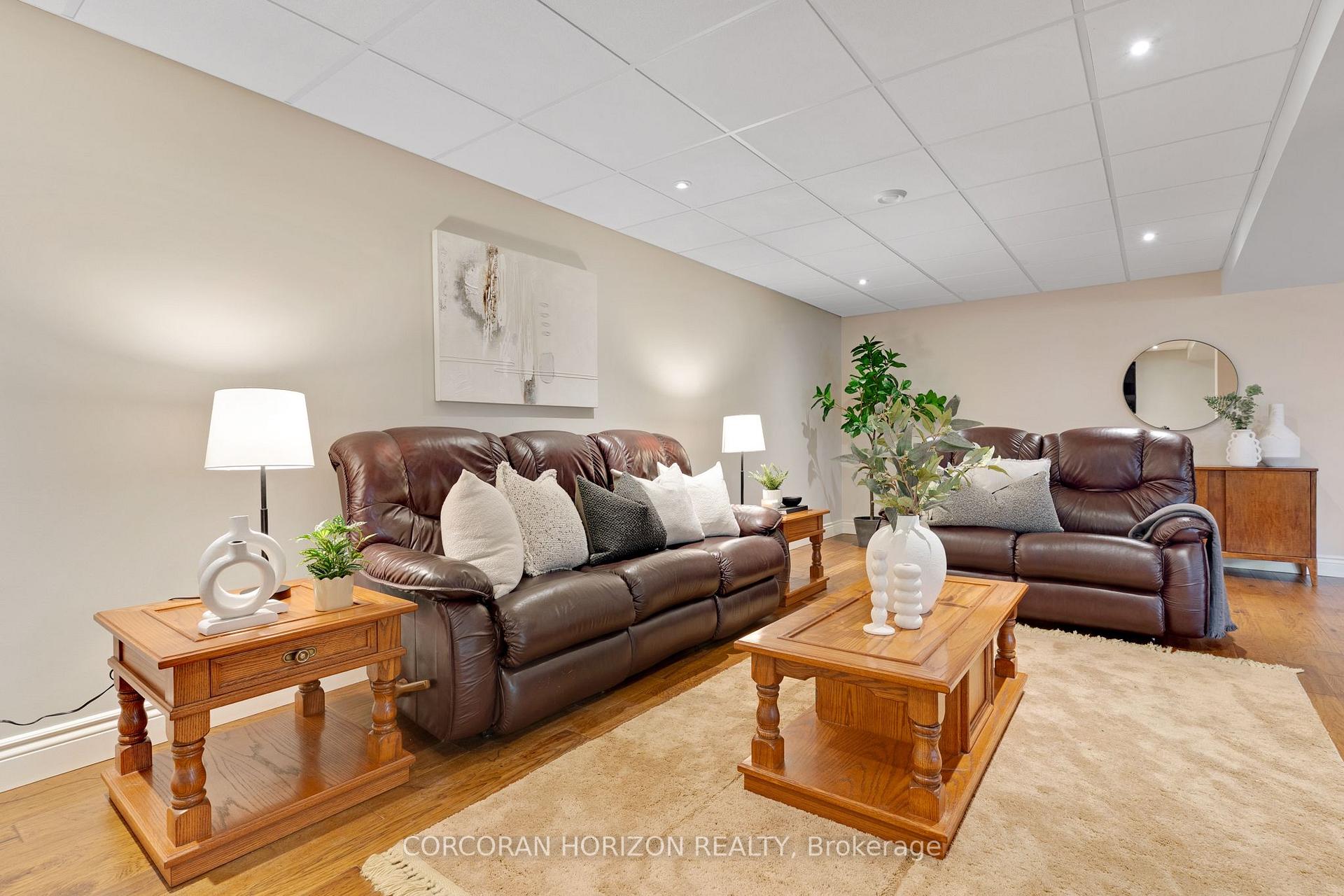 Photo 35 of 96 Endeavour Drive, Cambridge, Hespeler Village — HOMEH