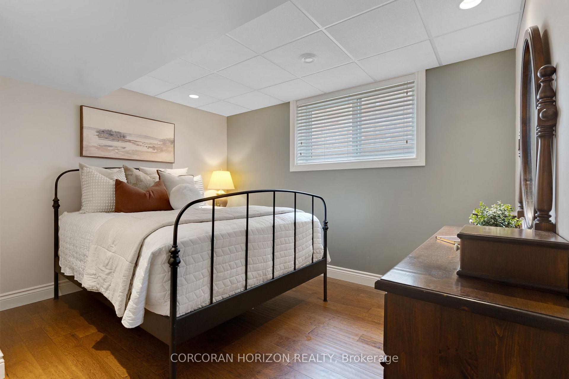 Photo 38 of 96 Endeavour Drive, Cambridge, Hespeler Village — HOMEH