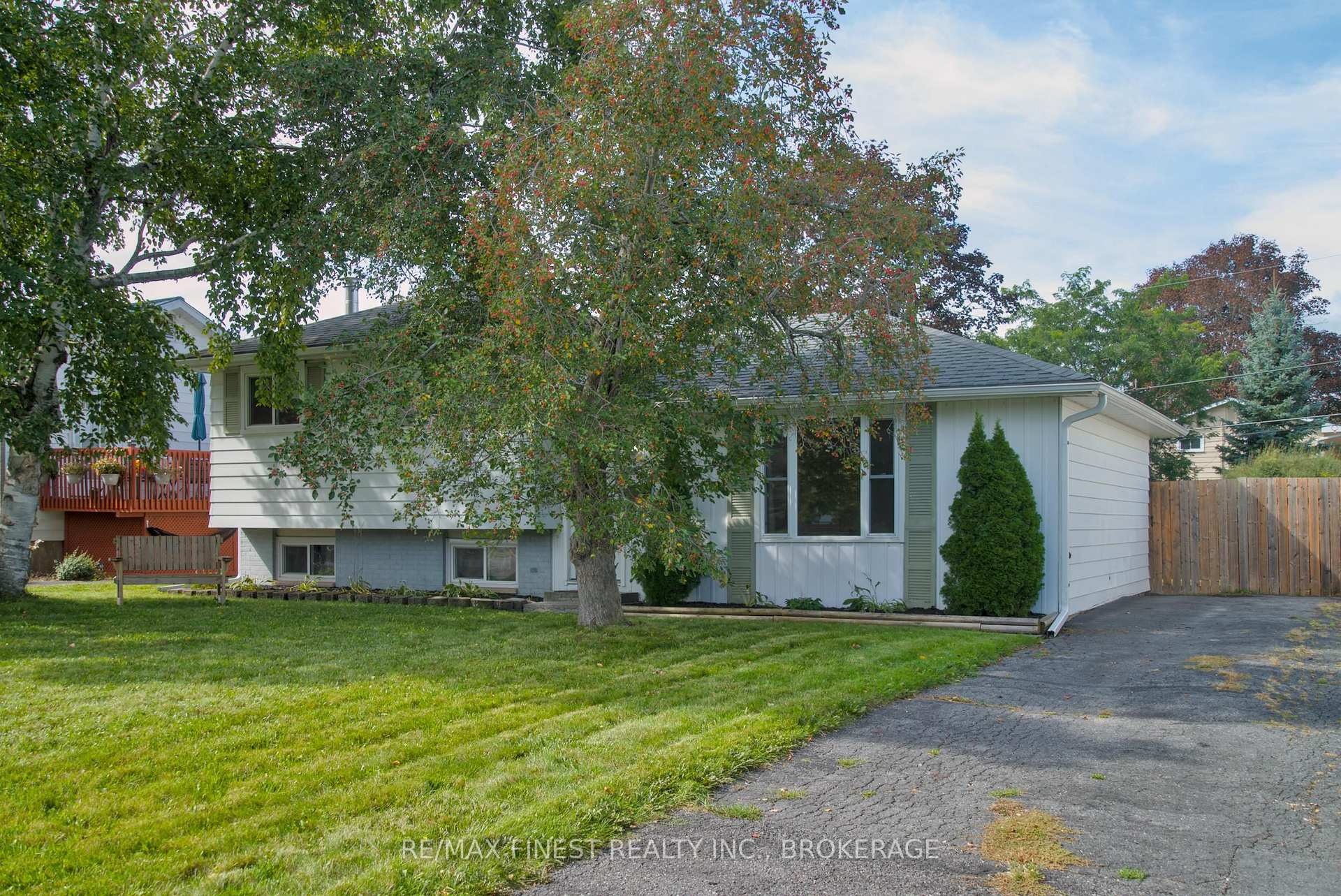 Photo 2 of 773 Clark Crescent, Kingston, South of Taylor-Kidd Blvd — HOMEH