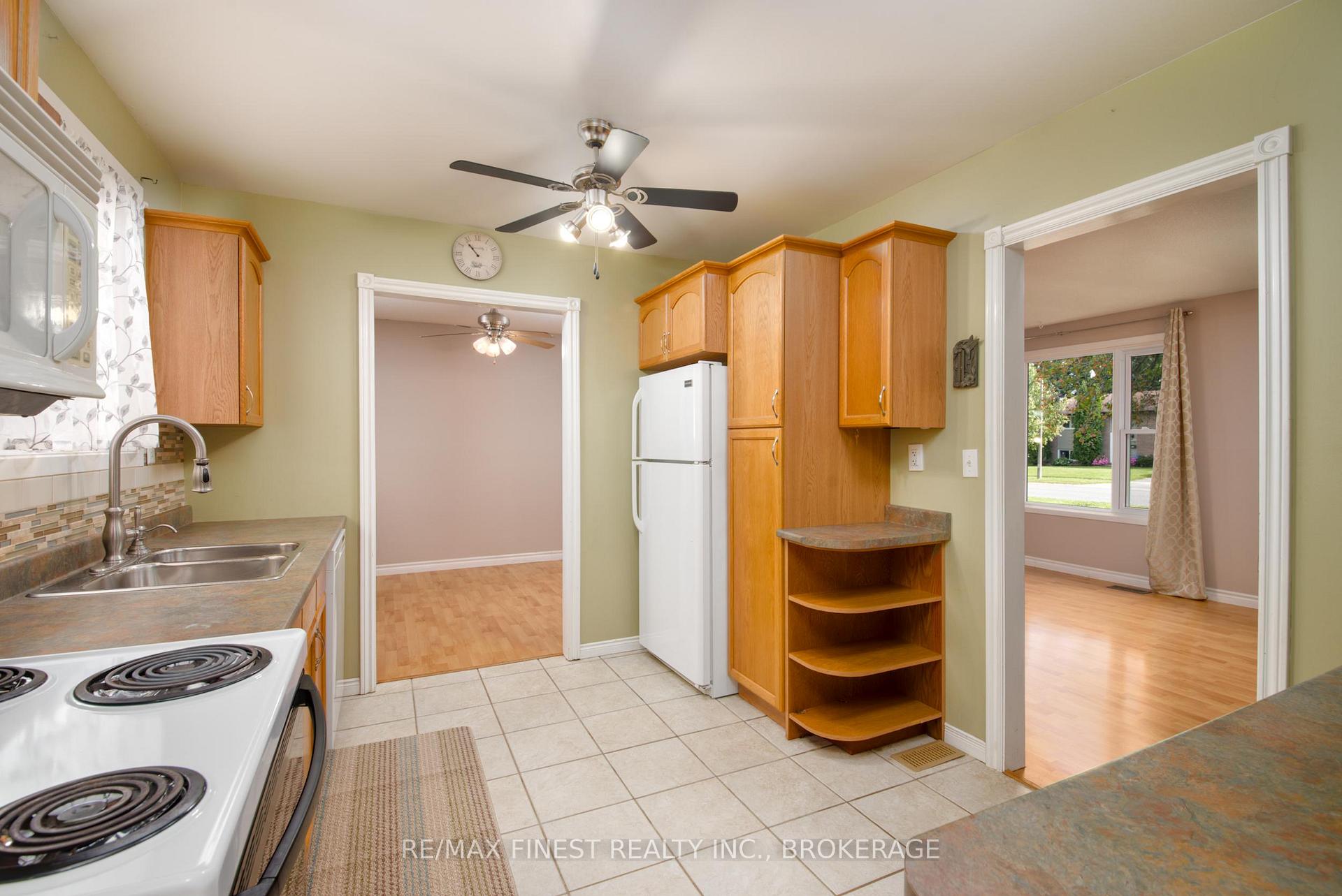 Photo 20 of 773 Clark Crescent, Kingston, South of Taylor-Kidd Blvd — HOMEH
