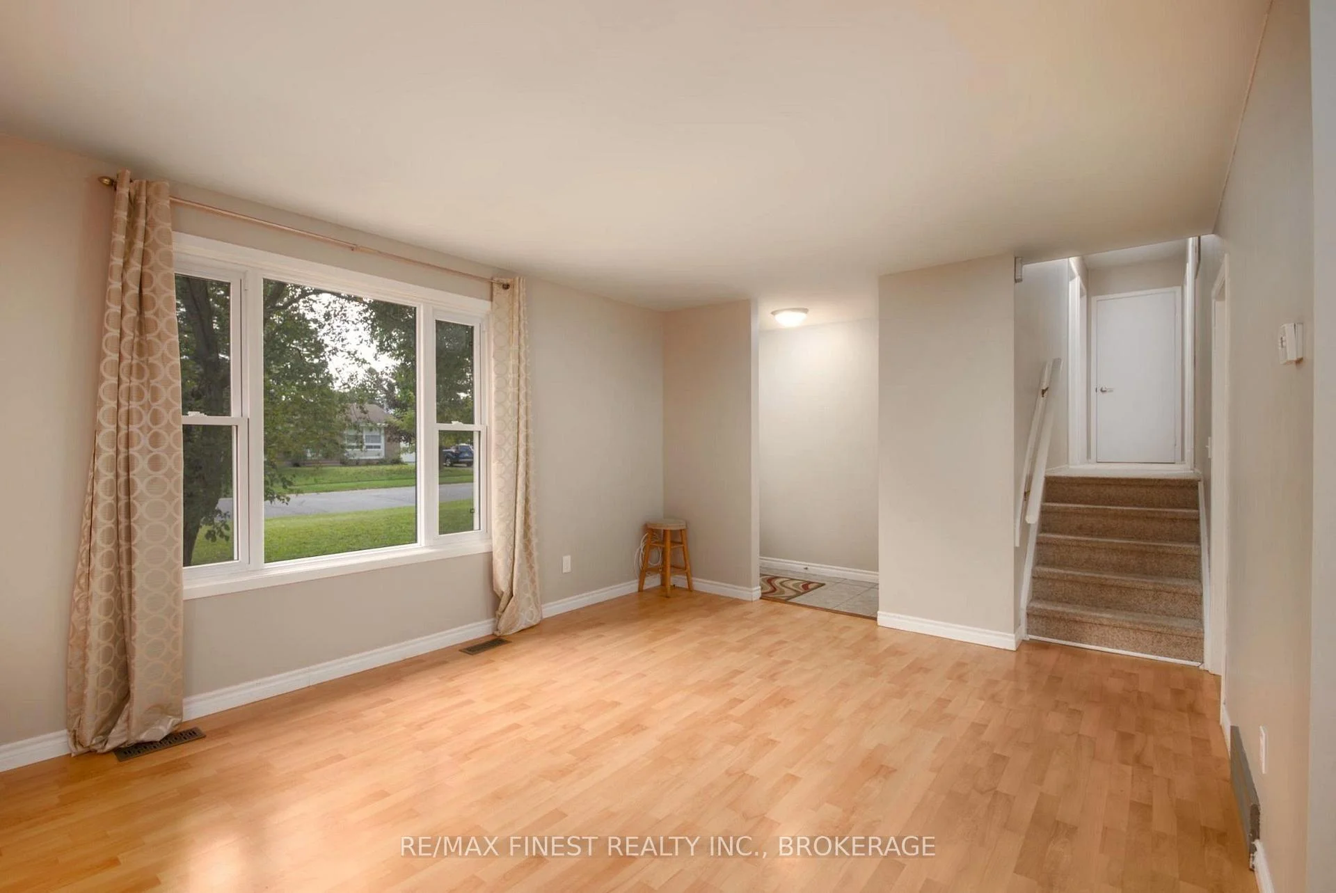 Photo 13 of 773 Clark Crescent, Kingston, South of Taylor-Kidd Blvd — HOMEH