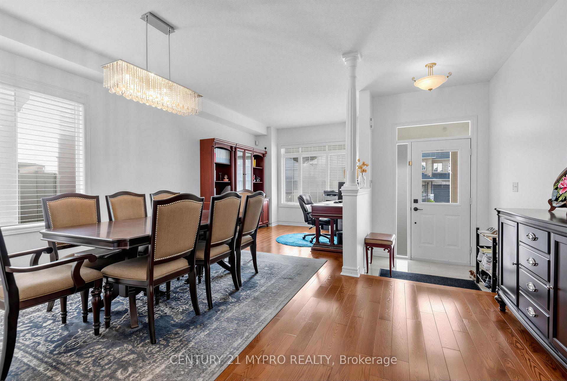 Photo 5 of 250 Summeridge Drive, Vaughan, Patterson — HOMEH