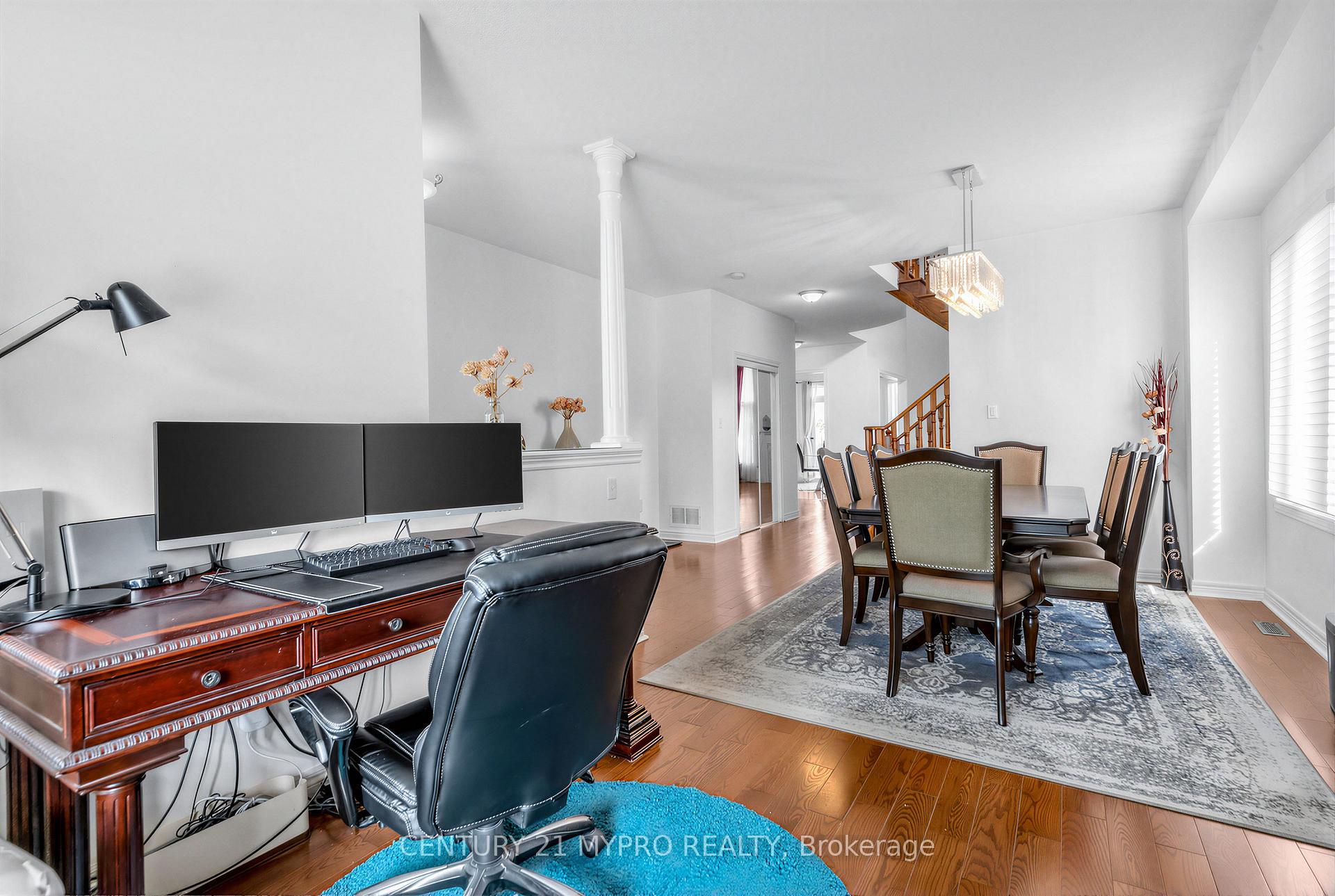 Photo 8 of 250 Summeridge Drive, Vaughan, Patterson — HOMEH