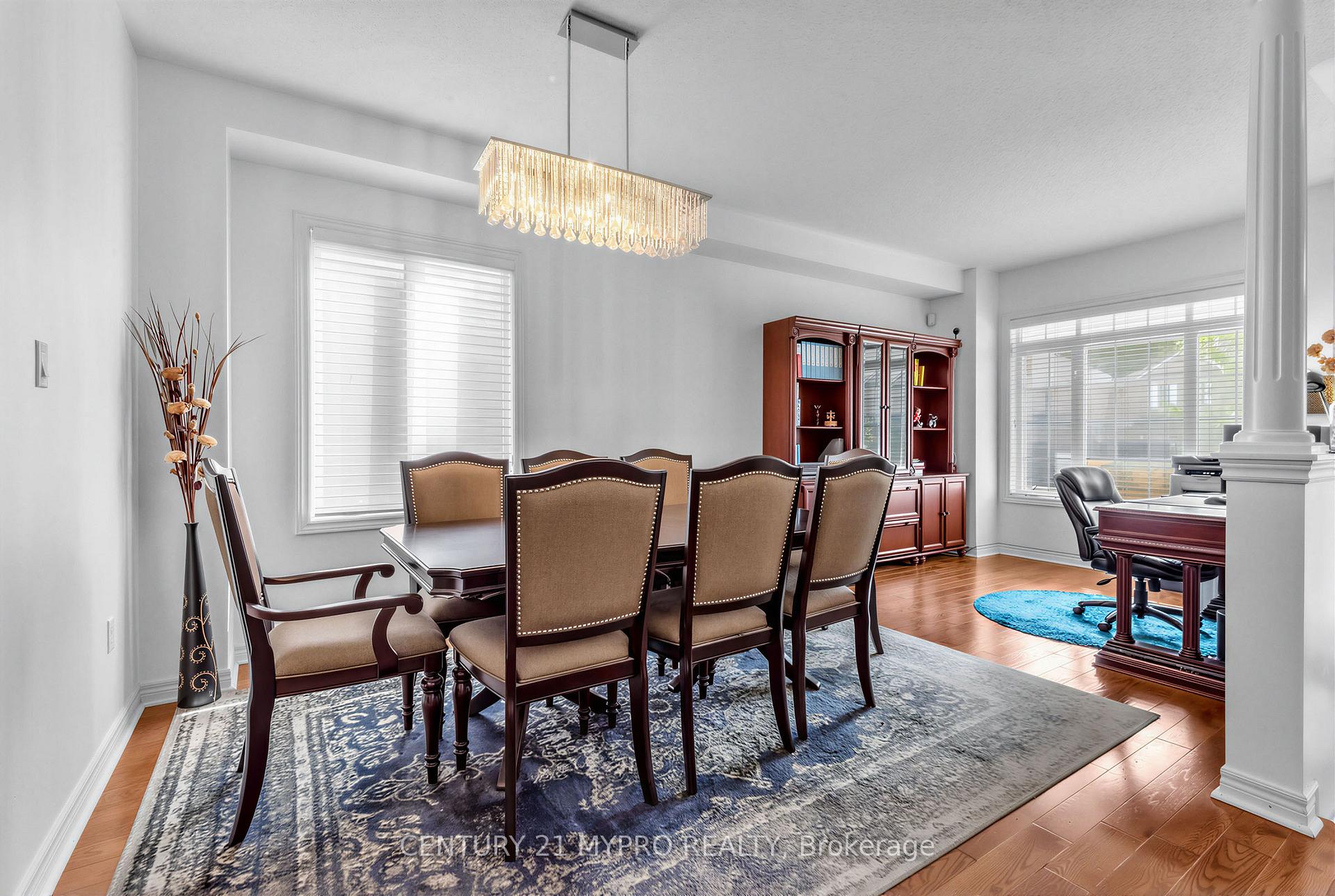 Photo 9 of 250 Summeridge Drive, Vaughan, Patterson — HOMEH