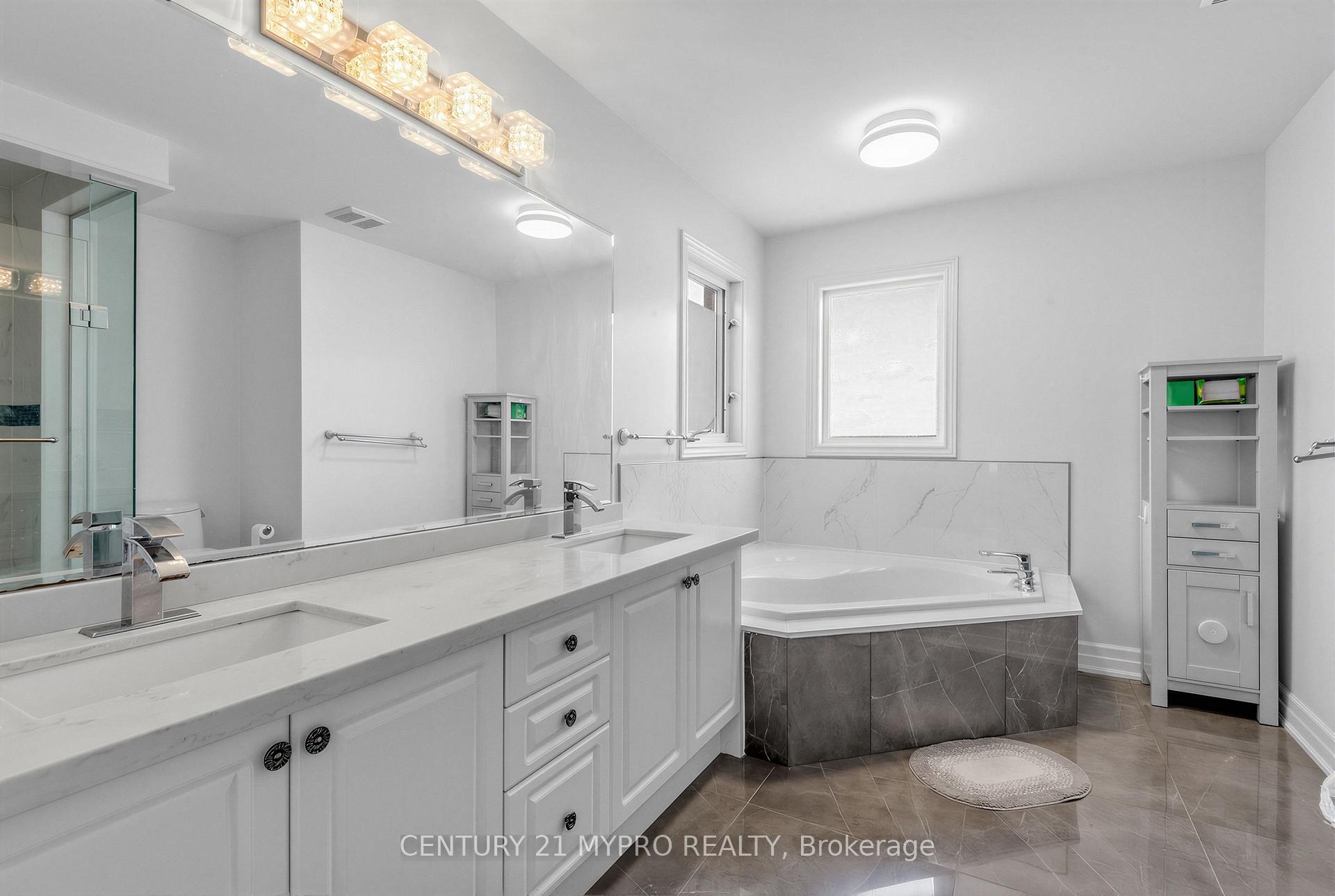 Photo 30 of 250 Summeridge Drive, Vaughan, Patterson — HOMEH