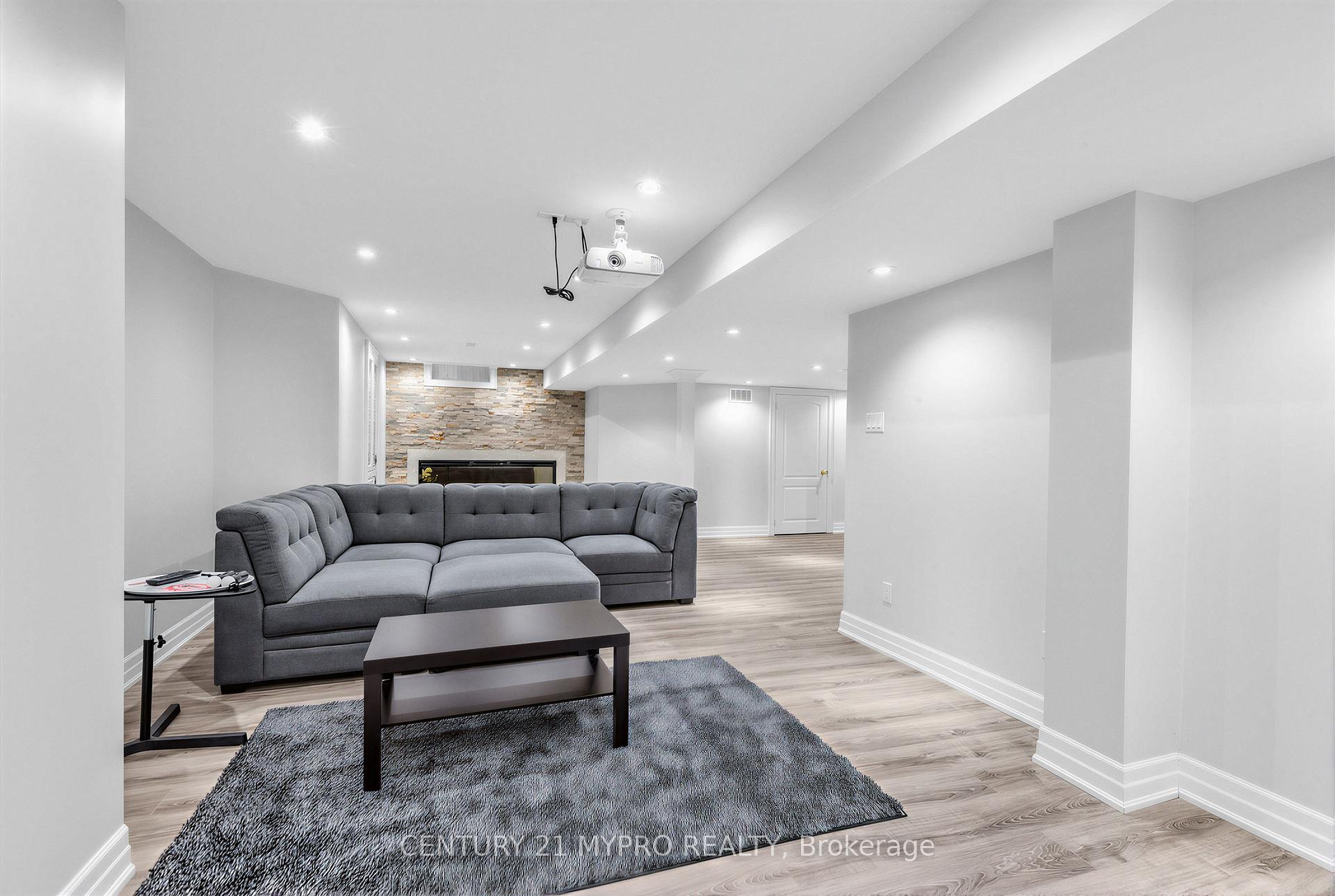 Photo 42 of 250 Summeridge Drive, Vaughan, Patterson — HOMEH