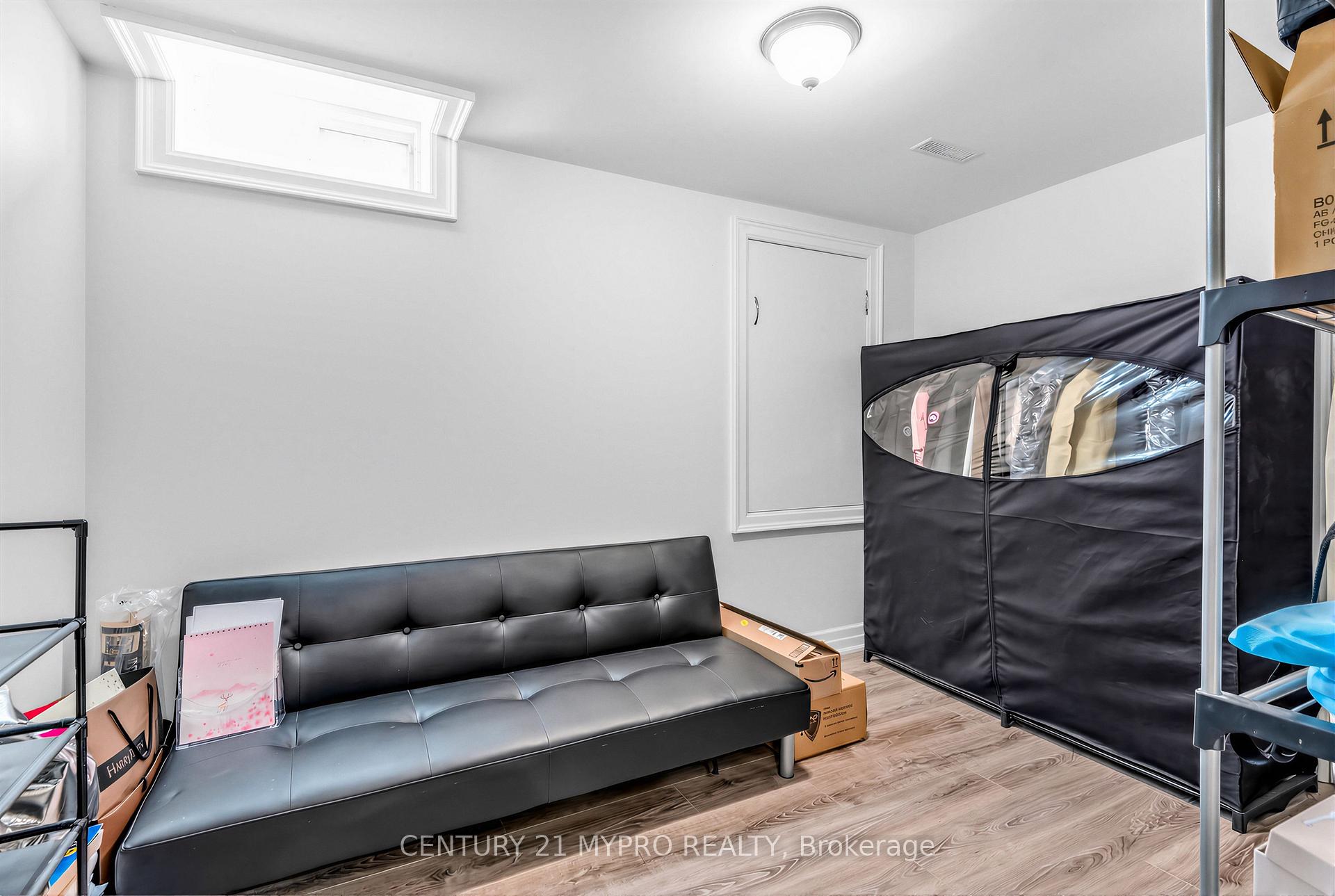 Photo 45 of 250 Summeridge Drive, Vaughan, Patterson — HOMEH