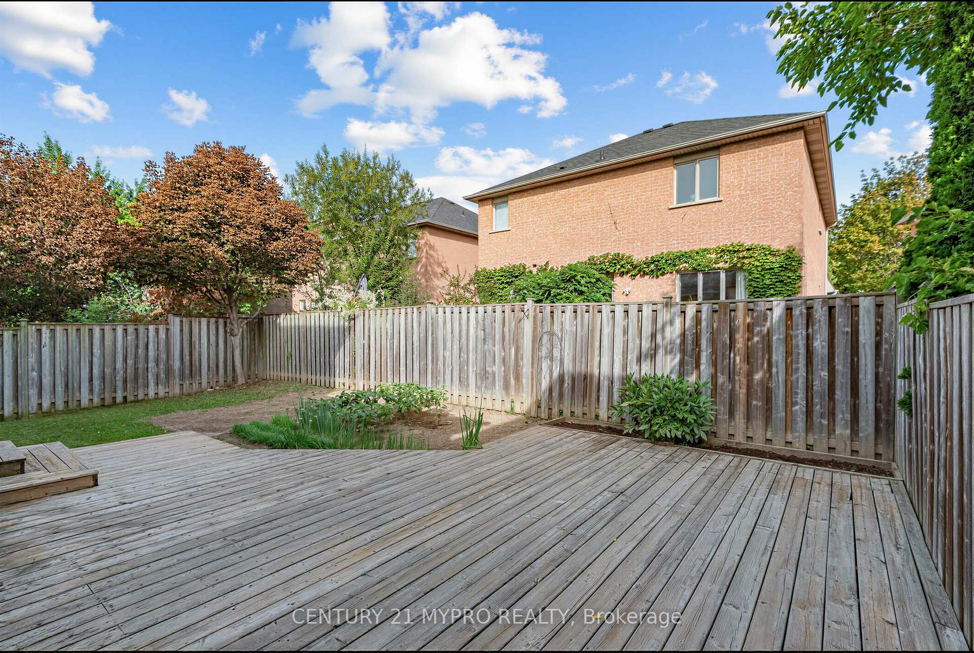 Photo 48 of 250 Summeridge Drive, Vaughan, Patterson — HOMEH