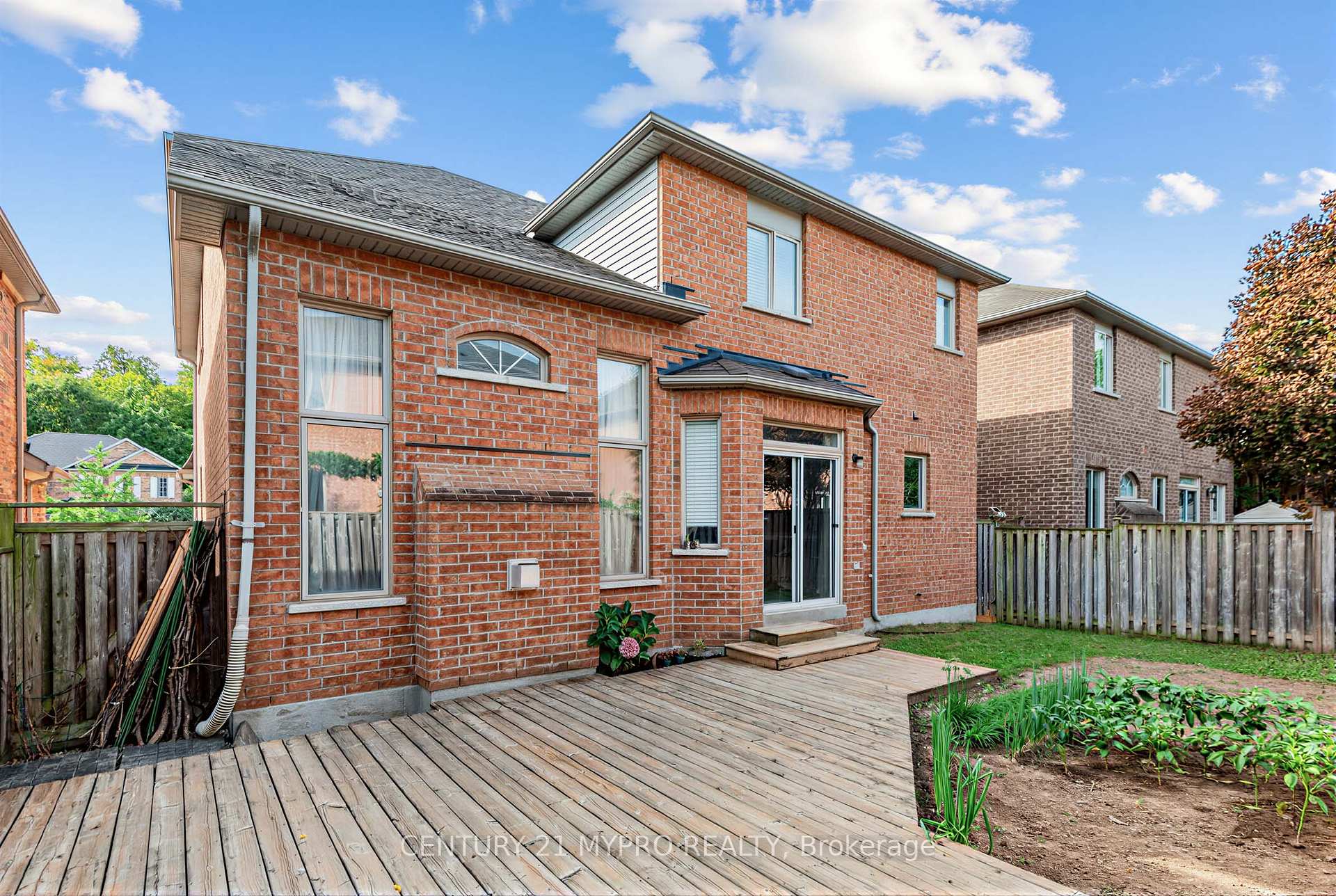 Photo 49 of 250 Summeridge Drive, Vaughan, Patterson — HOMEH