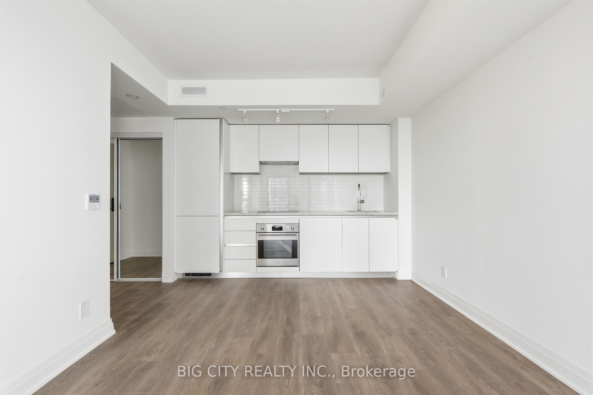 Photo 7 of Unit 1906, 25 Frederick Todd Way, Toronto, Thorncliffe Park — HOMEH