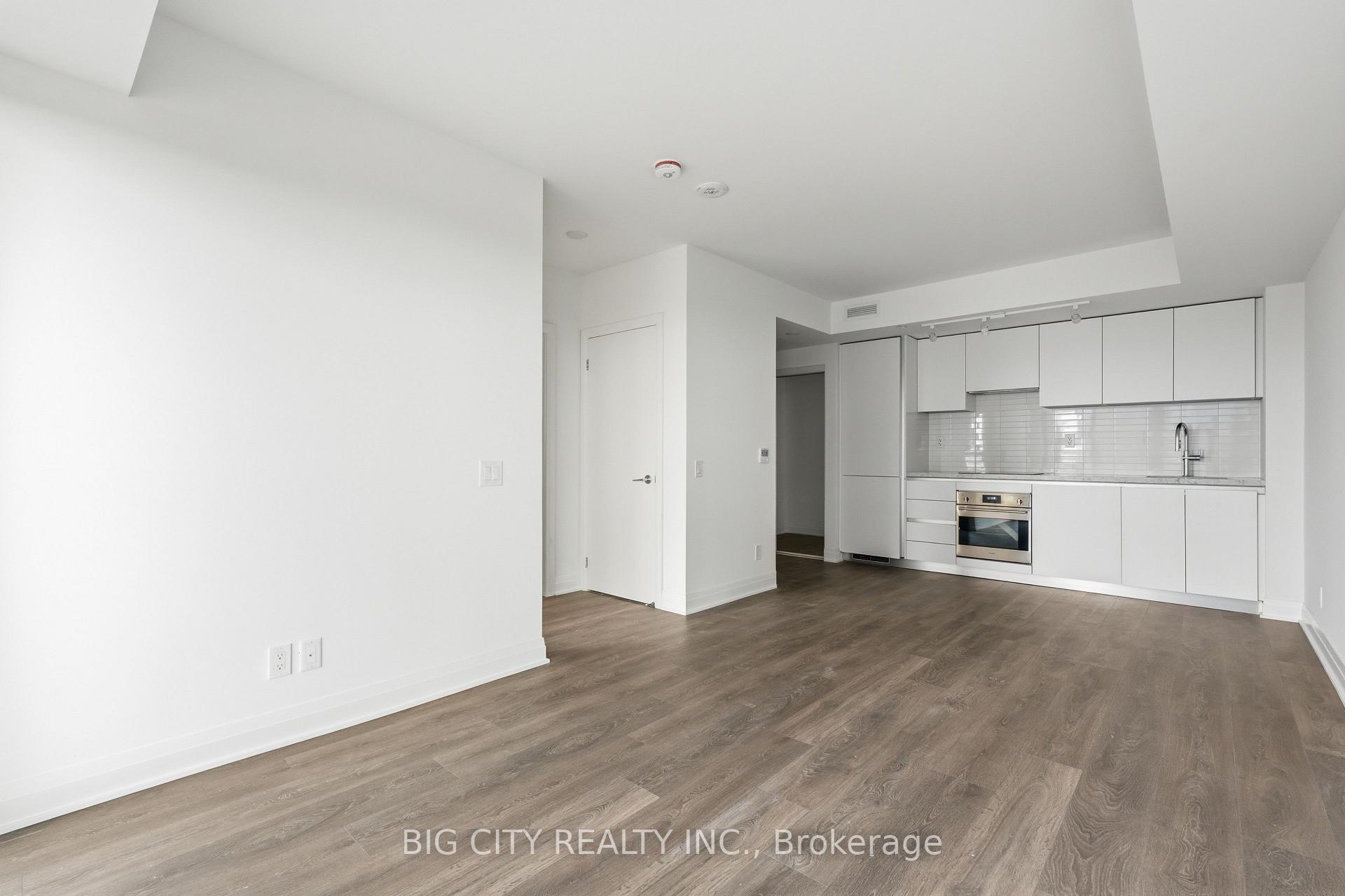 Photo 10 of Unit 1906, 25 Frederick Todd Way, Toronto, Thorncliffe Park — HOMEH