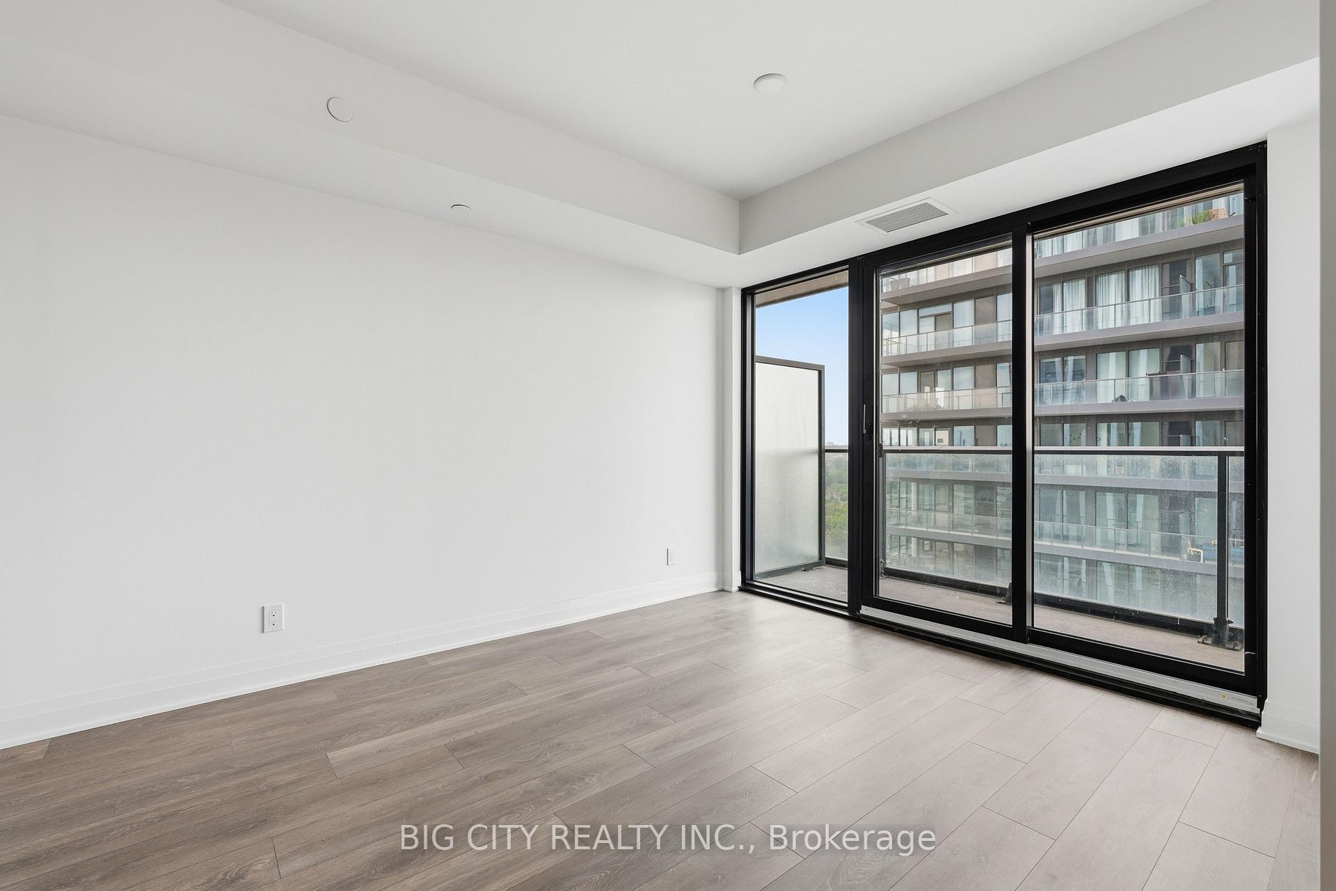 Photo 13 of Unit 1906, 25 Frederick Todd Way, Toronto, Thorncliffe Park — HOMEH