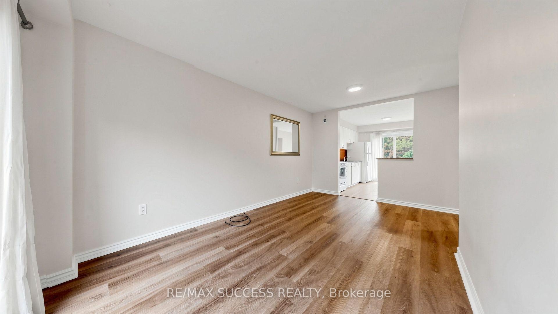 Photo 8 of Unit 44, 5536 Montevideo Road, Mississauga, Meadowvale — HOMEH