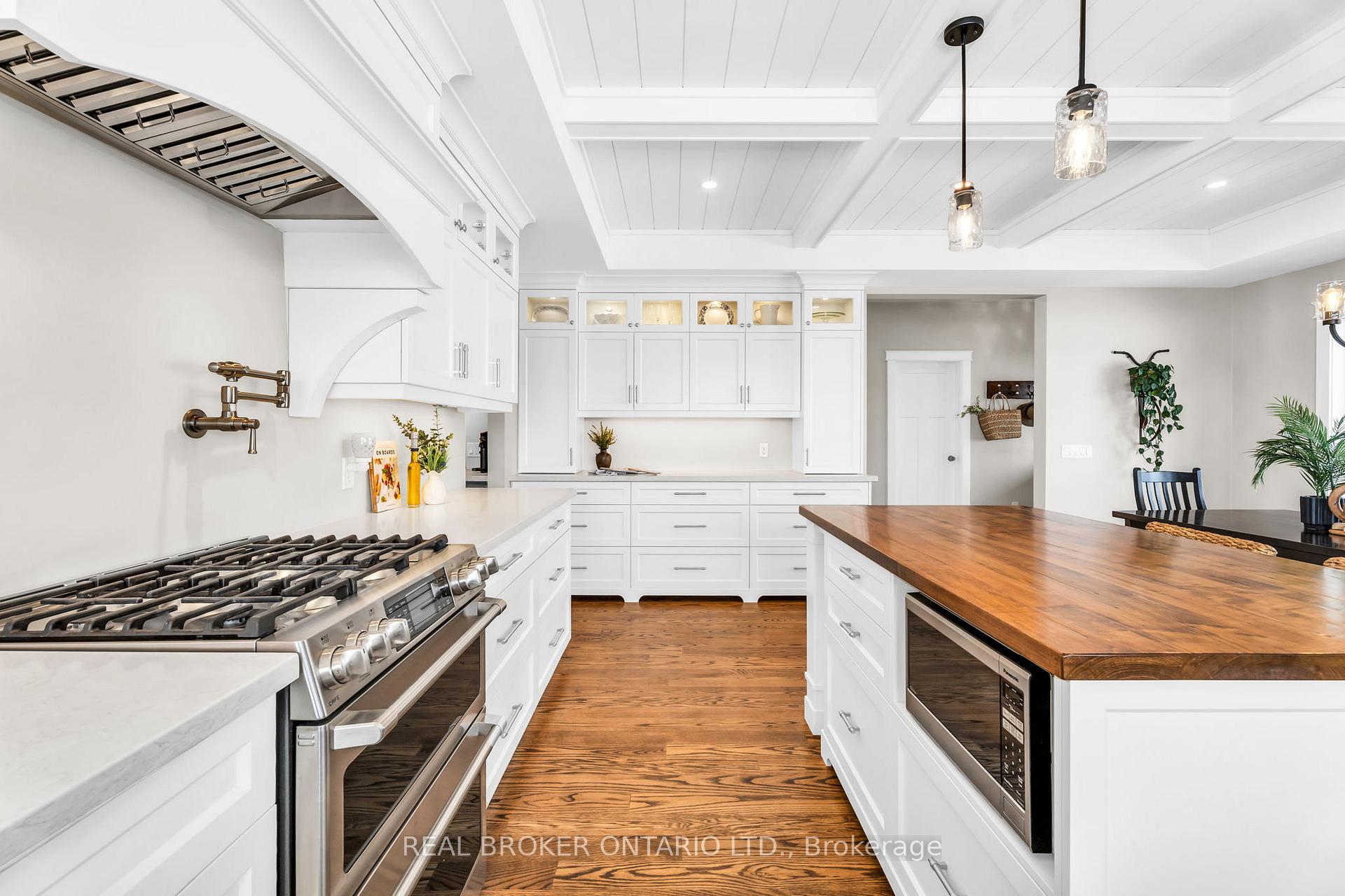 Photo 13 of 706249 Dufferin County Road 21, Mulmur, Rural Mulmur — HOMEH