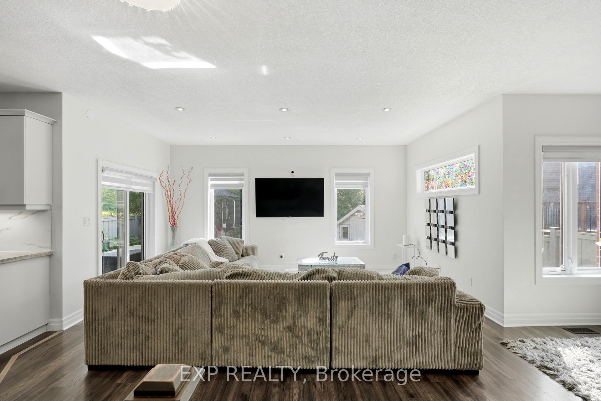 Photo 19 of 167 Broadoaks Drive, Cambridge, Little's Corners — HOMEH