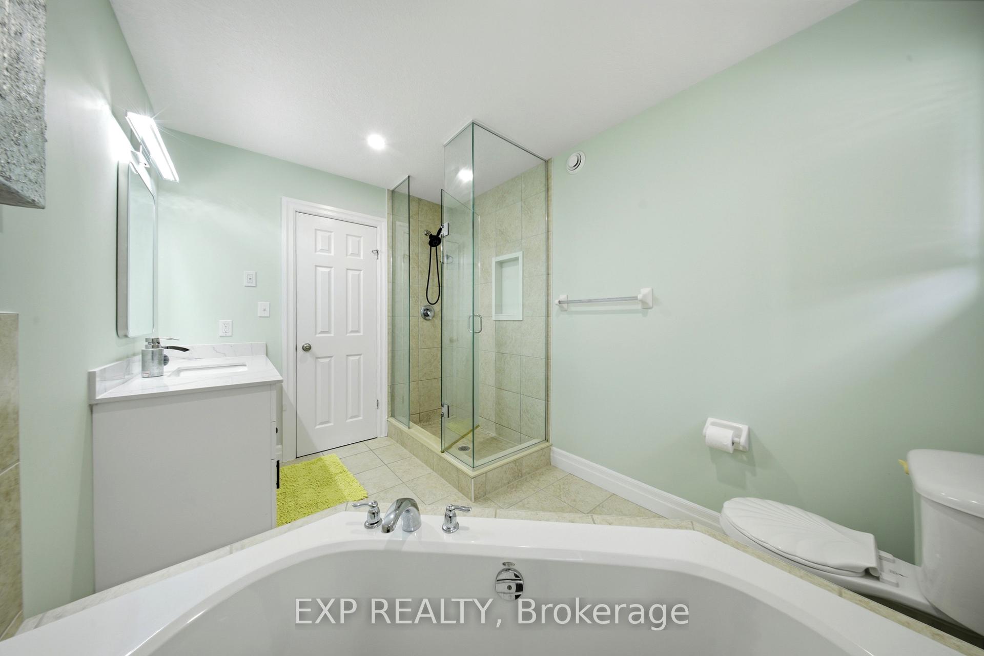 Photo 25 of 167 Broadoaks Drive, Cambridge, Little's Corners — HOMEH