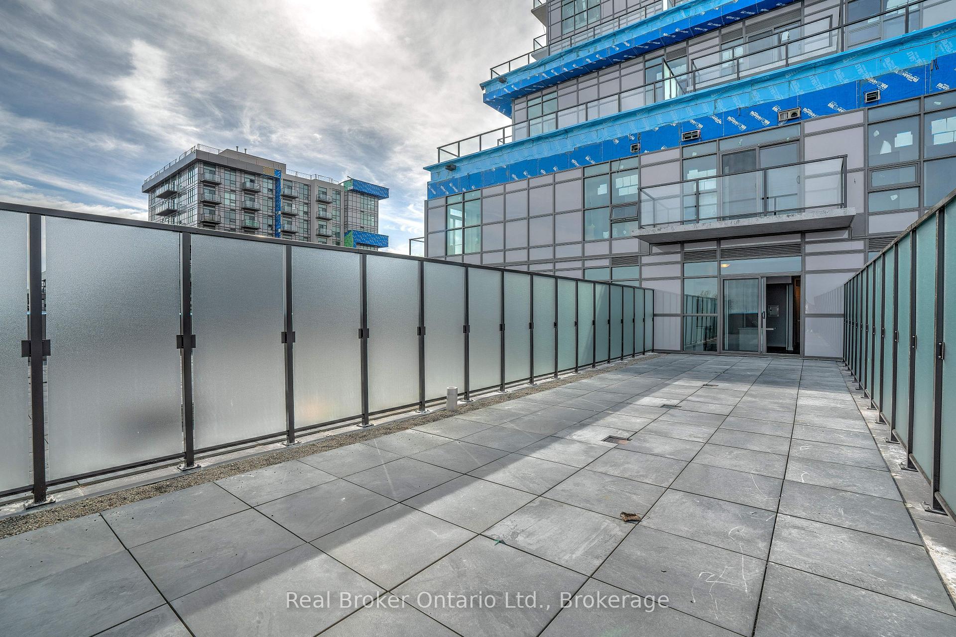 Photo 1 of Unit 516, 470 Dundas Street E, Hamilton, Waterdown — HOMEH