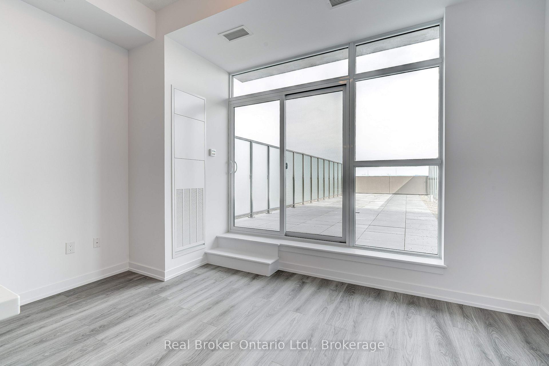 Photo 9 of Unit 516, 470 Dundas Street E, Hamilton, Waterdown — HOMEH