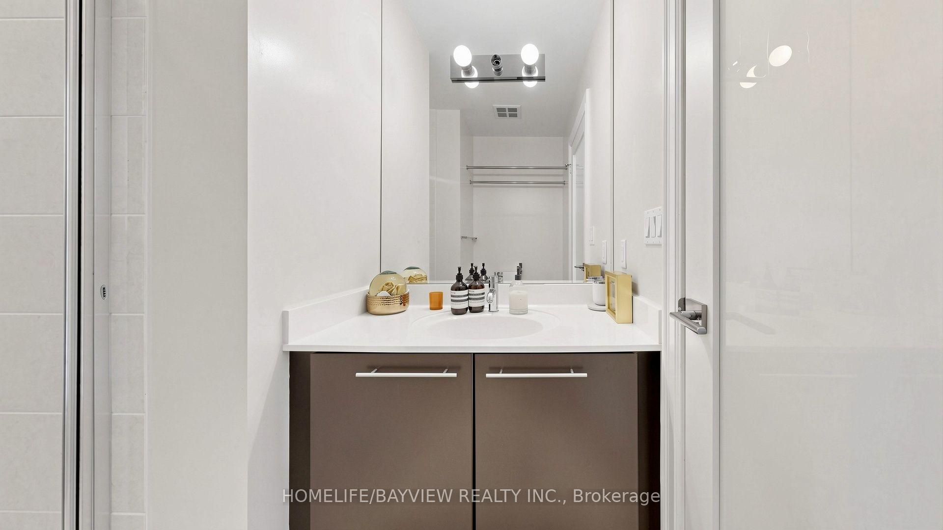 Photo 24 of Unit Uph08, 17 Barberry Place, North York, Bayview Village — HOMEH